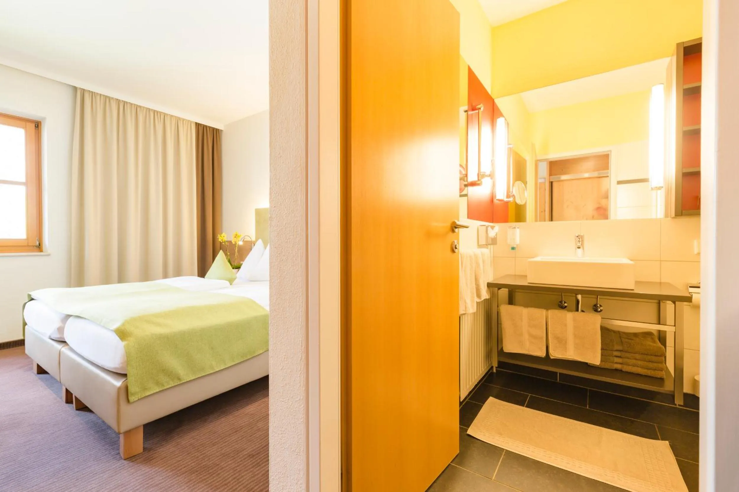 Photo of the whole room, Bed in Aldiana Club Hochkönig