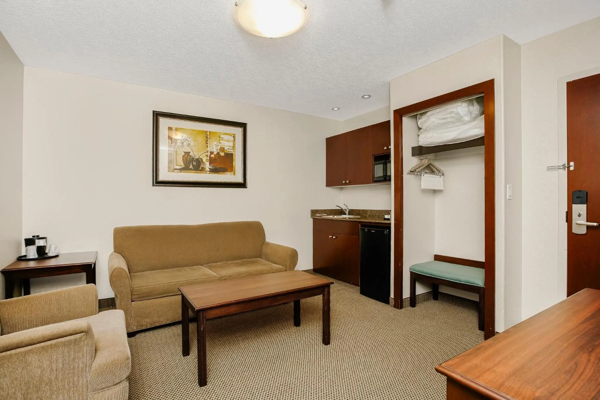 Photo of the whole room in Holiday Inn Express & Suites Whitecourt by IHG