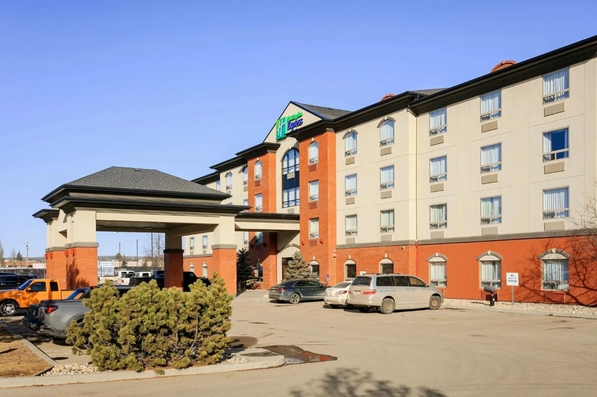 Property building in Holiday Inn Express & Suites Whitecourt by IHG
