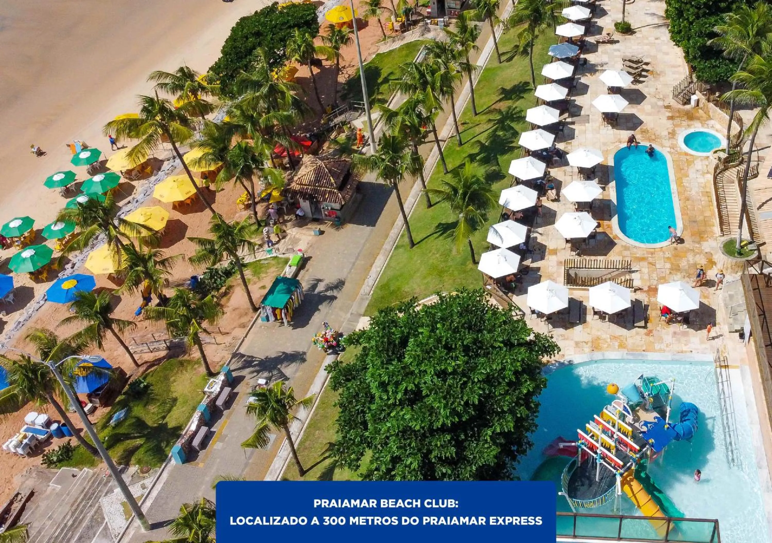 Swimming pool in Praiamar Express Hotel