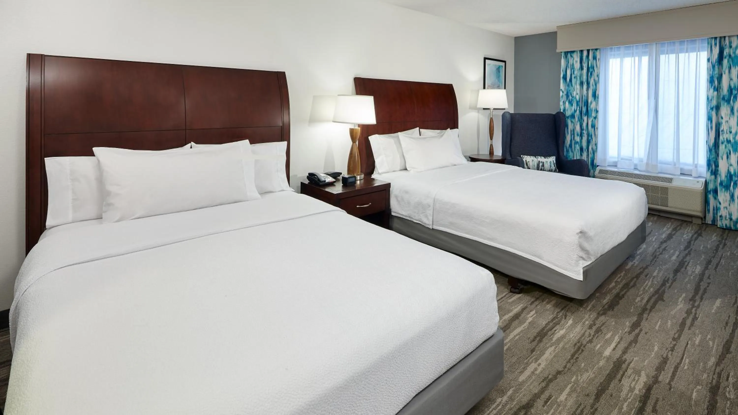 acessibility, Bed in Hilton Garden Inn Merrillville
