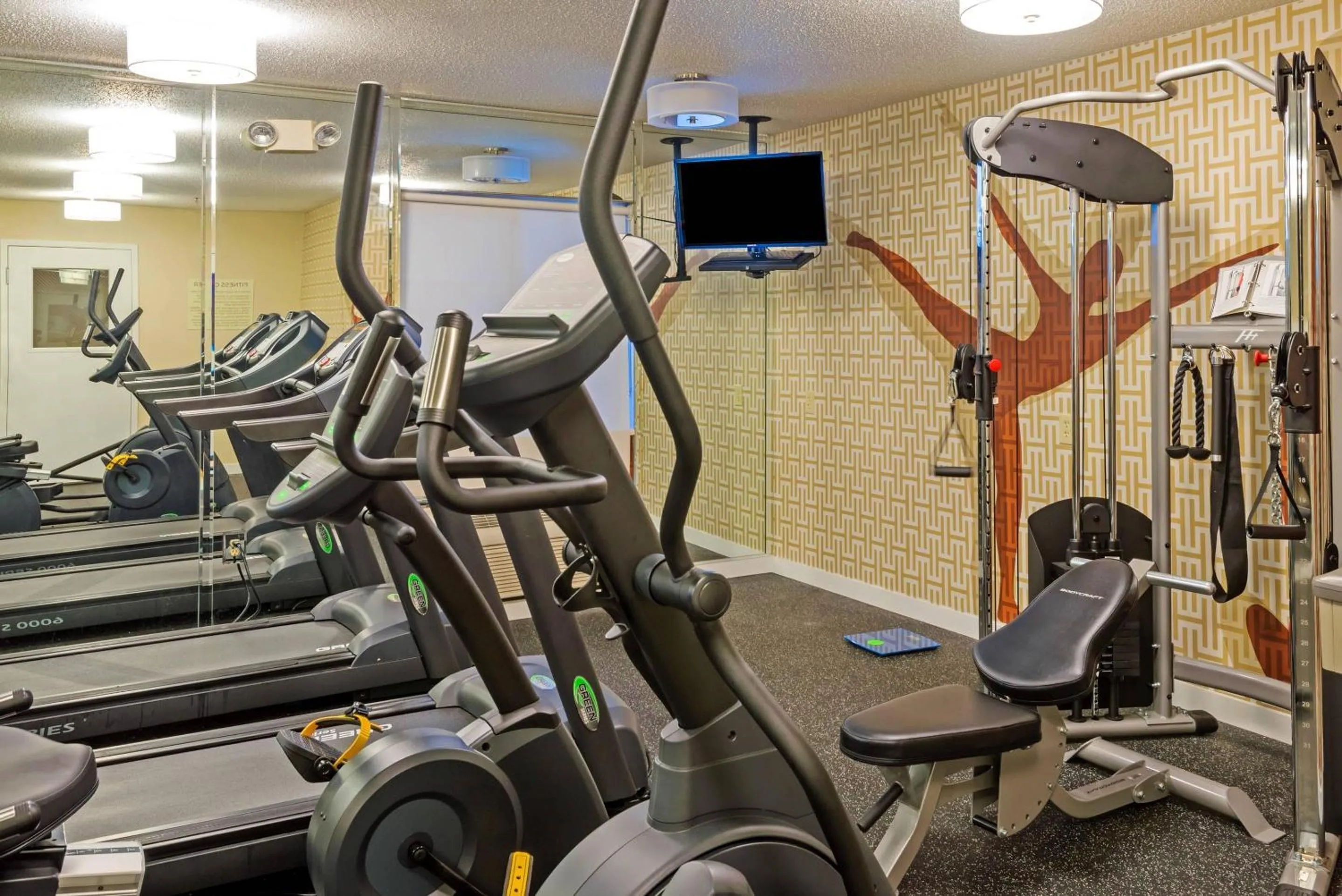 Fitness centre/facilities in MainStay Suites Raleigh - Cary