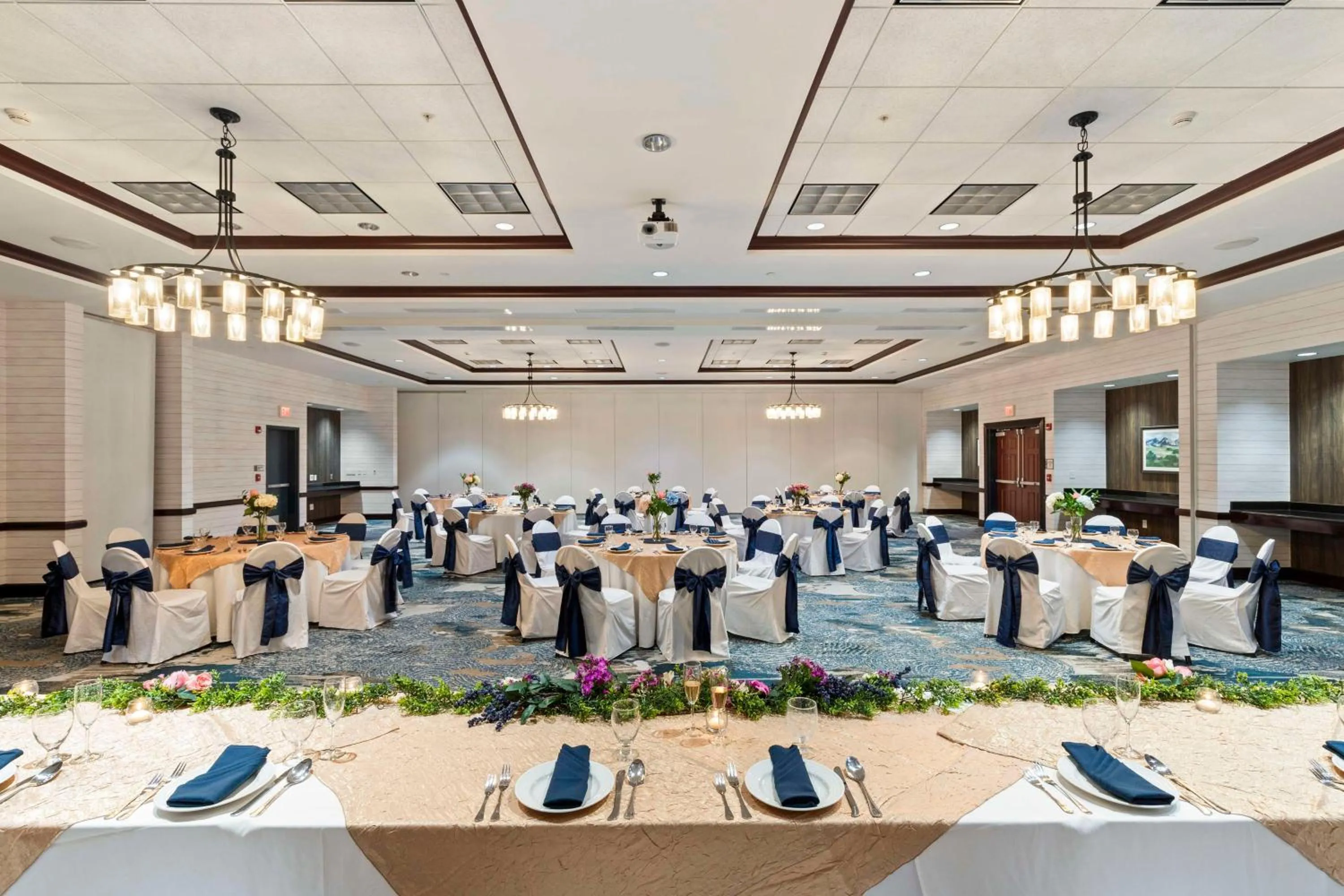 Meeting/conference room in Doubletree By Hilton Front Royal Blue Ridge Shadows