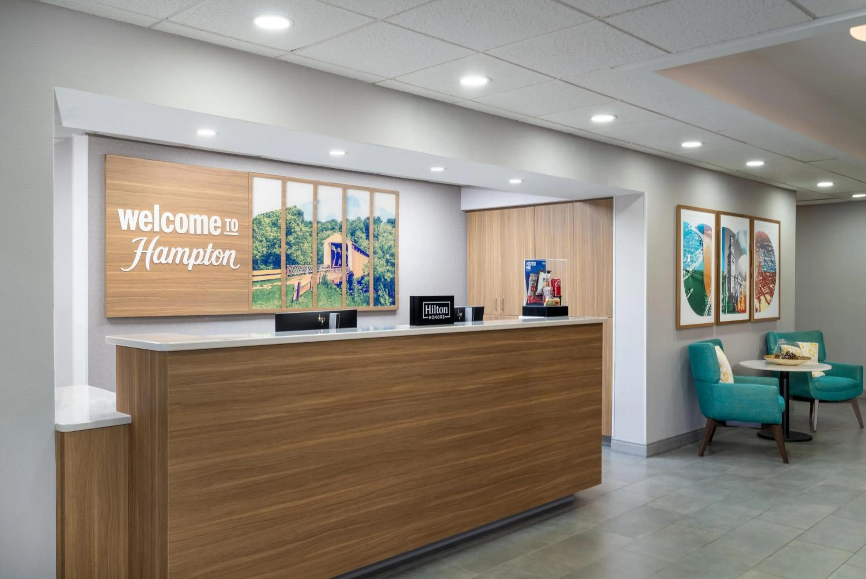Lobby or reception in Hampton Inn Marietta