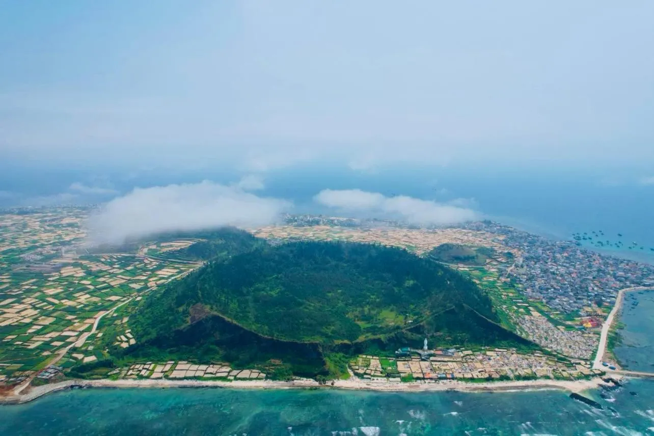 Natural landscape in Ly Tri Ly Son Hotel