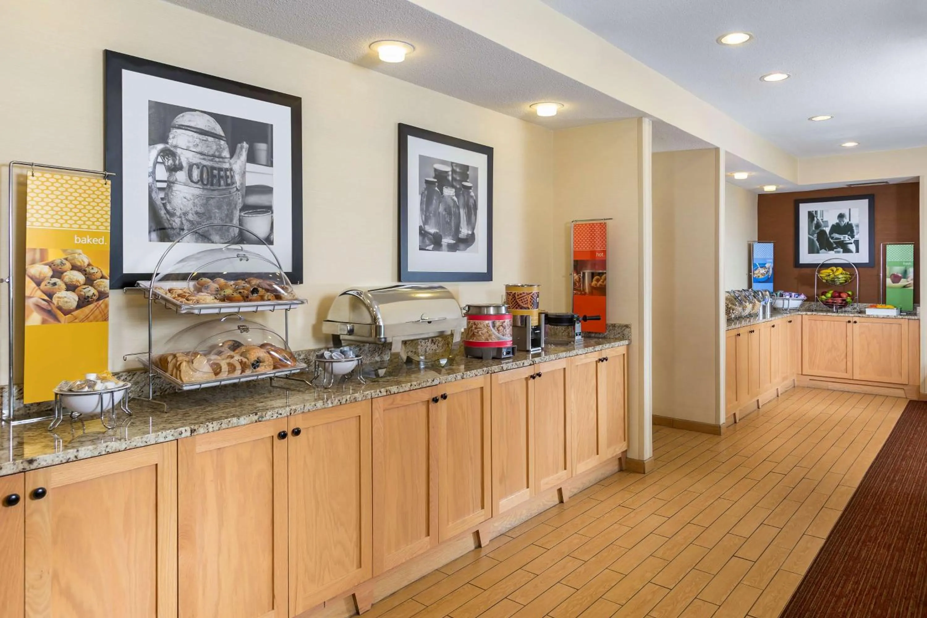 Breakfast in Hampton Inn Zanesville