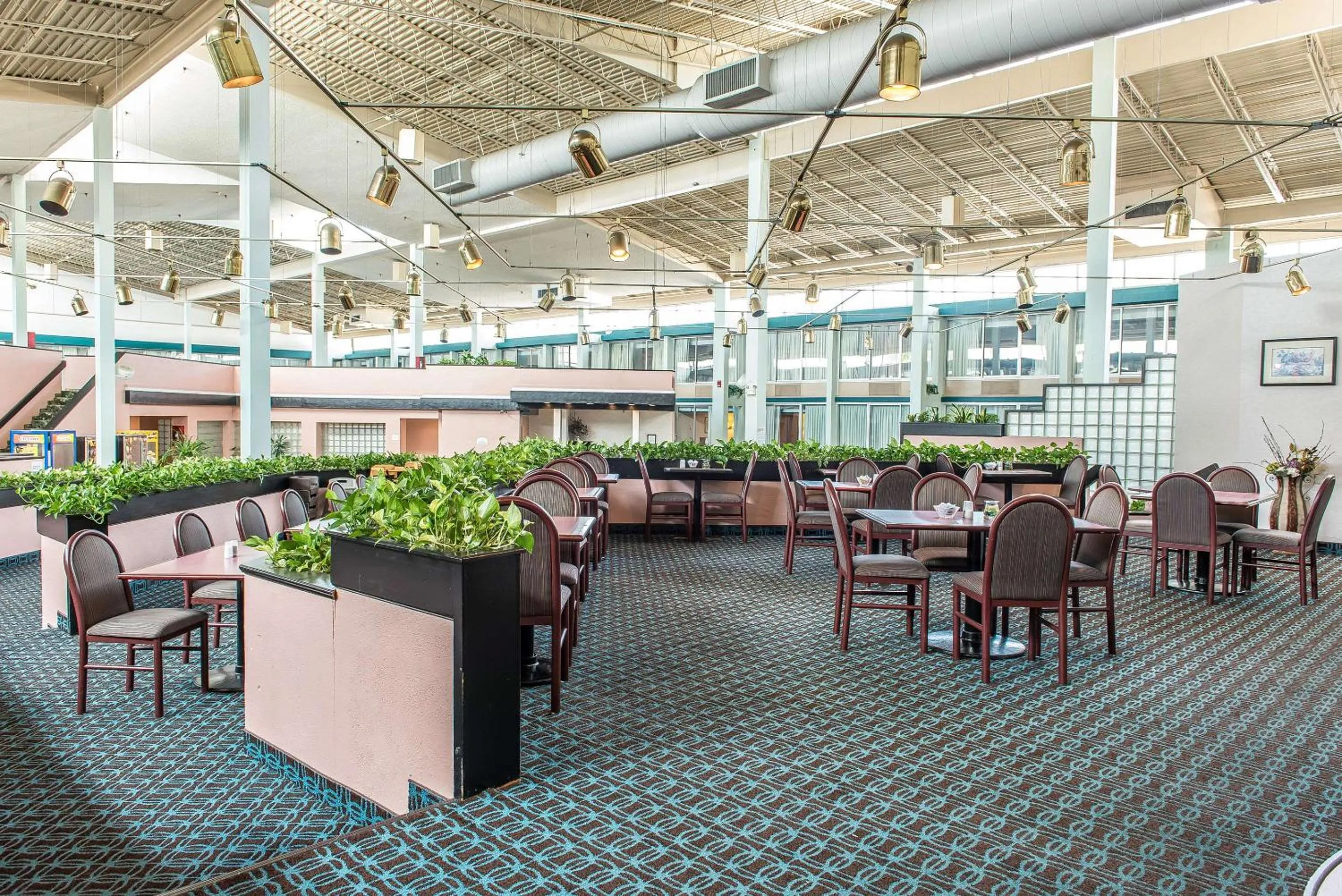 Restaurant/places to eat in Quality Inn and Conference Center