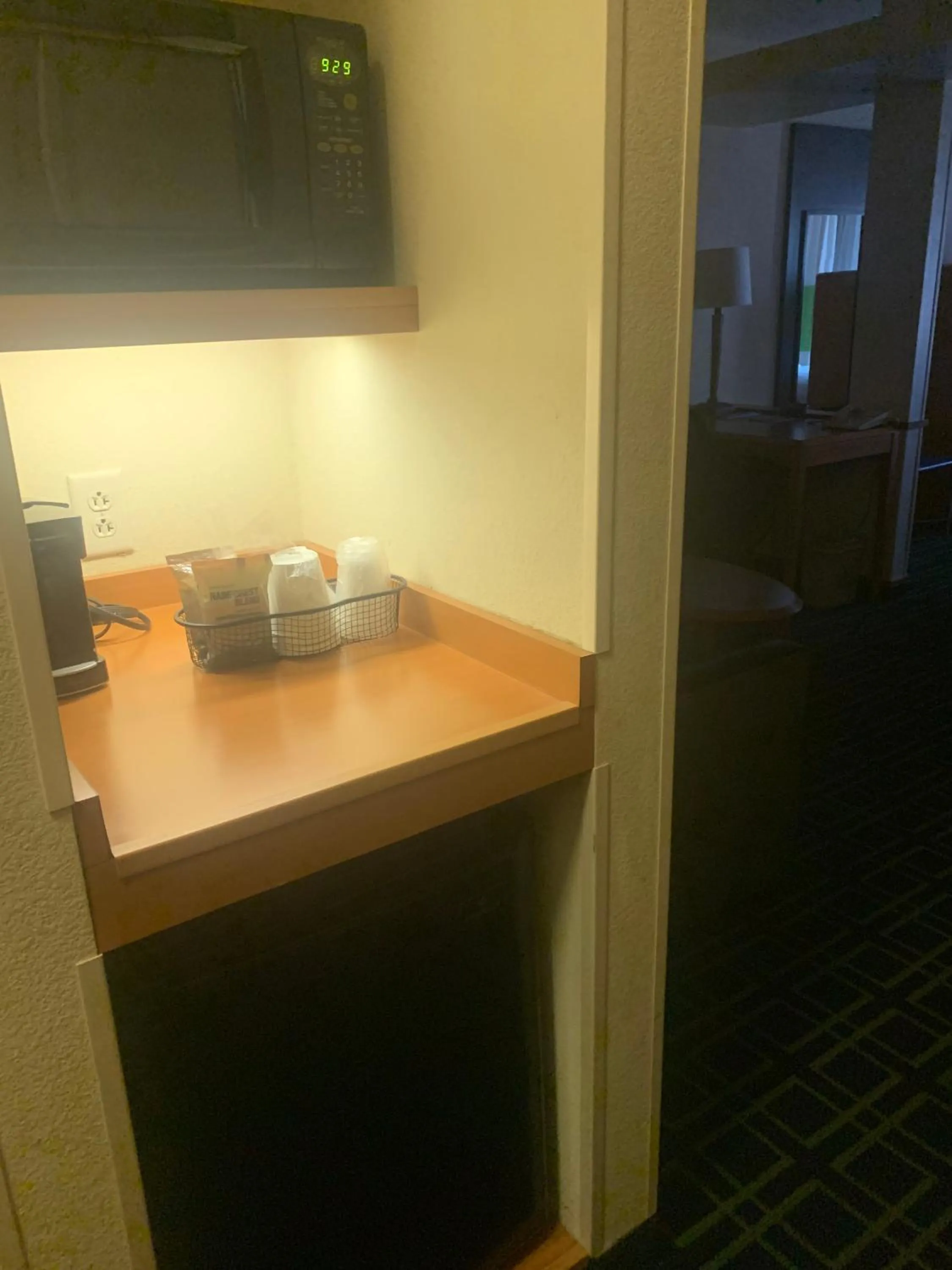 Living room in Fairfield Inn and Suites by Marriott Marion