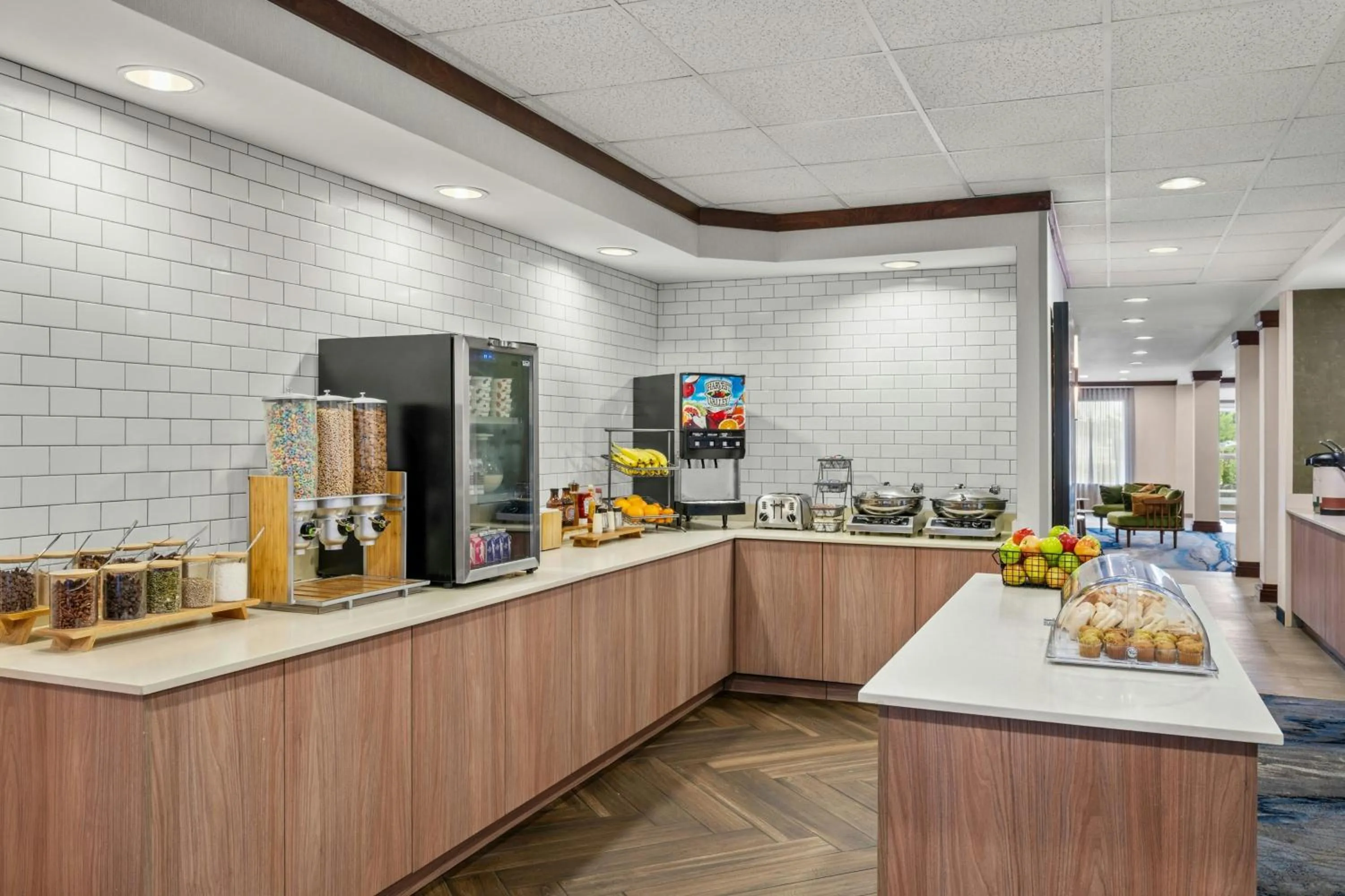 Breakfast in Fairfield Inn and Suites by Marriott Marion