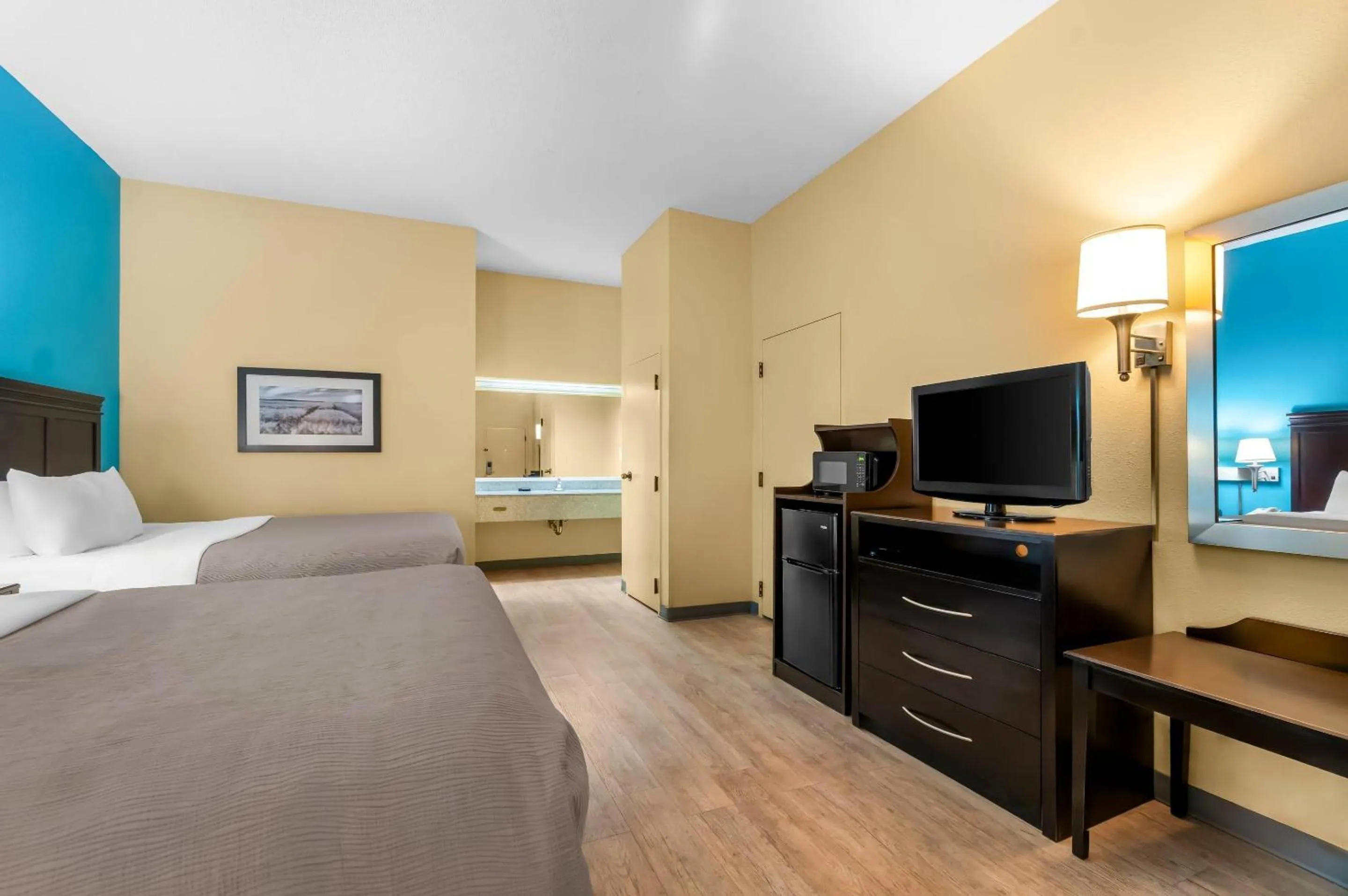 Bedroom, Bed in Quality Inn Union City US 51