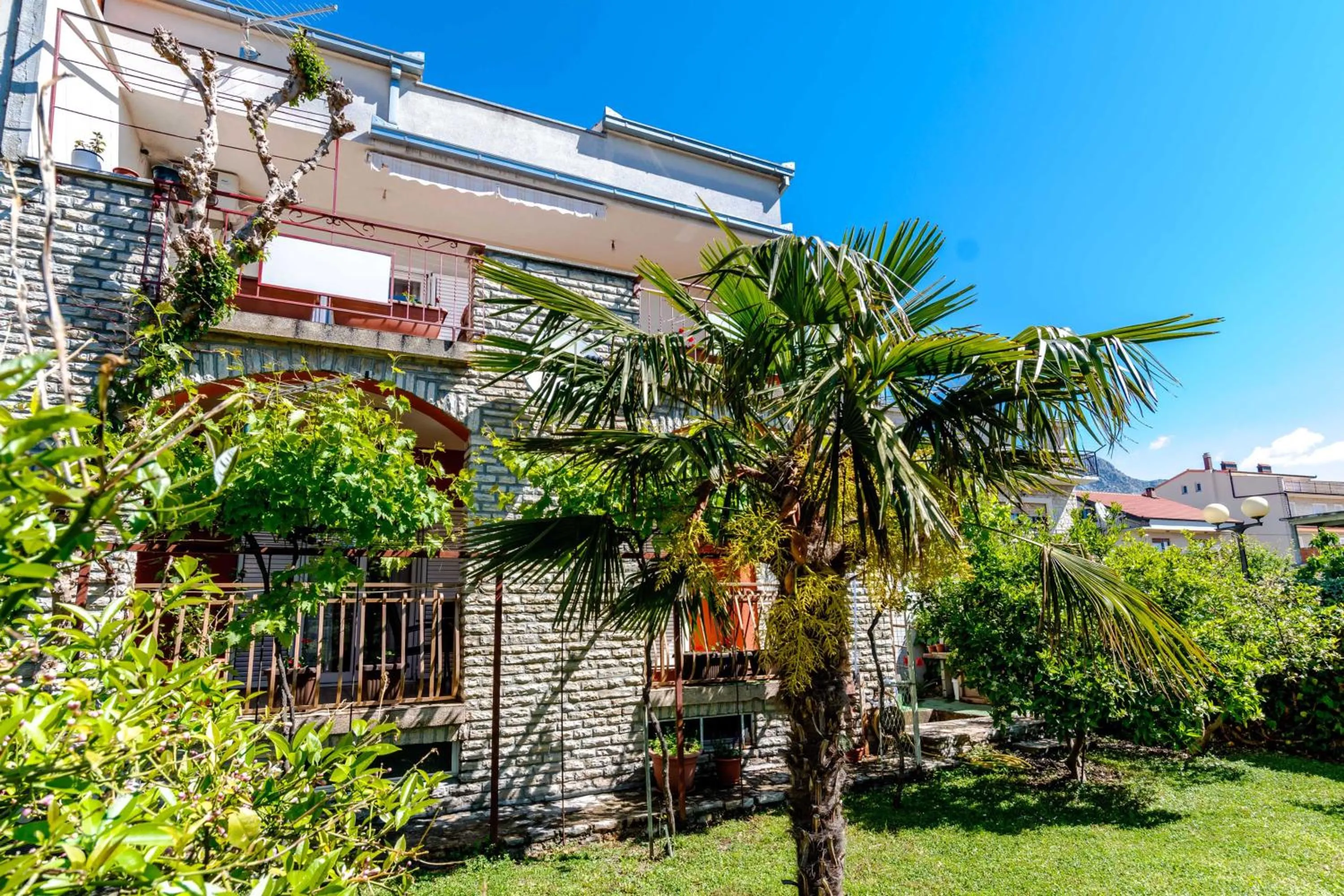 Apartment Yean