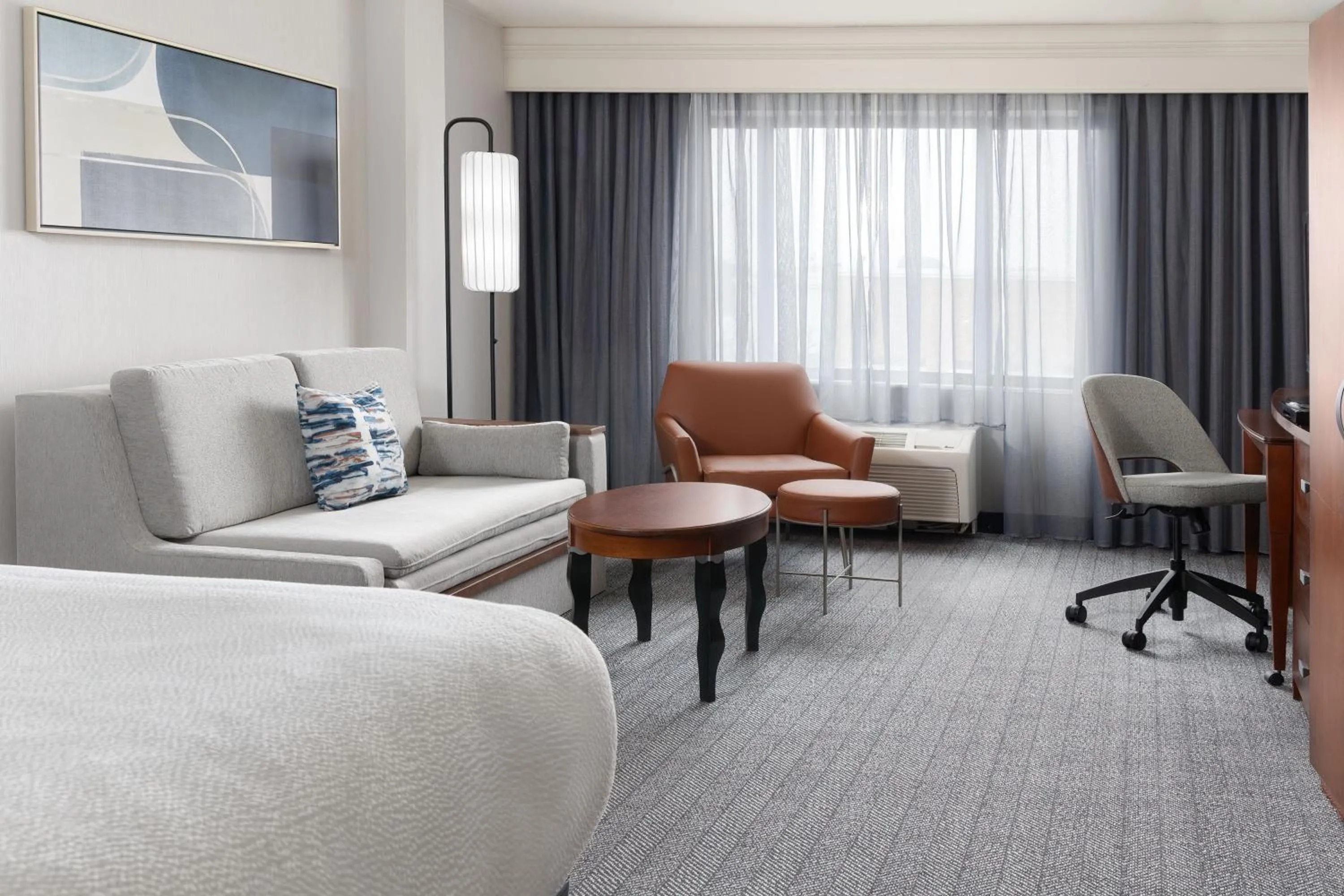 Photo of the whole room in Courtyard by Marriott Ontario Rancho Cucamonga