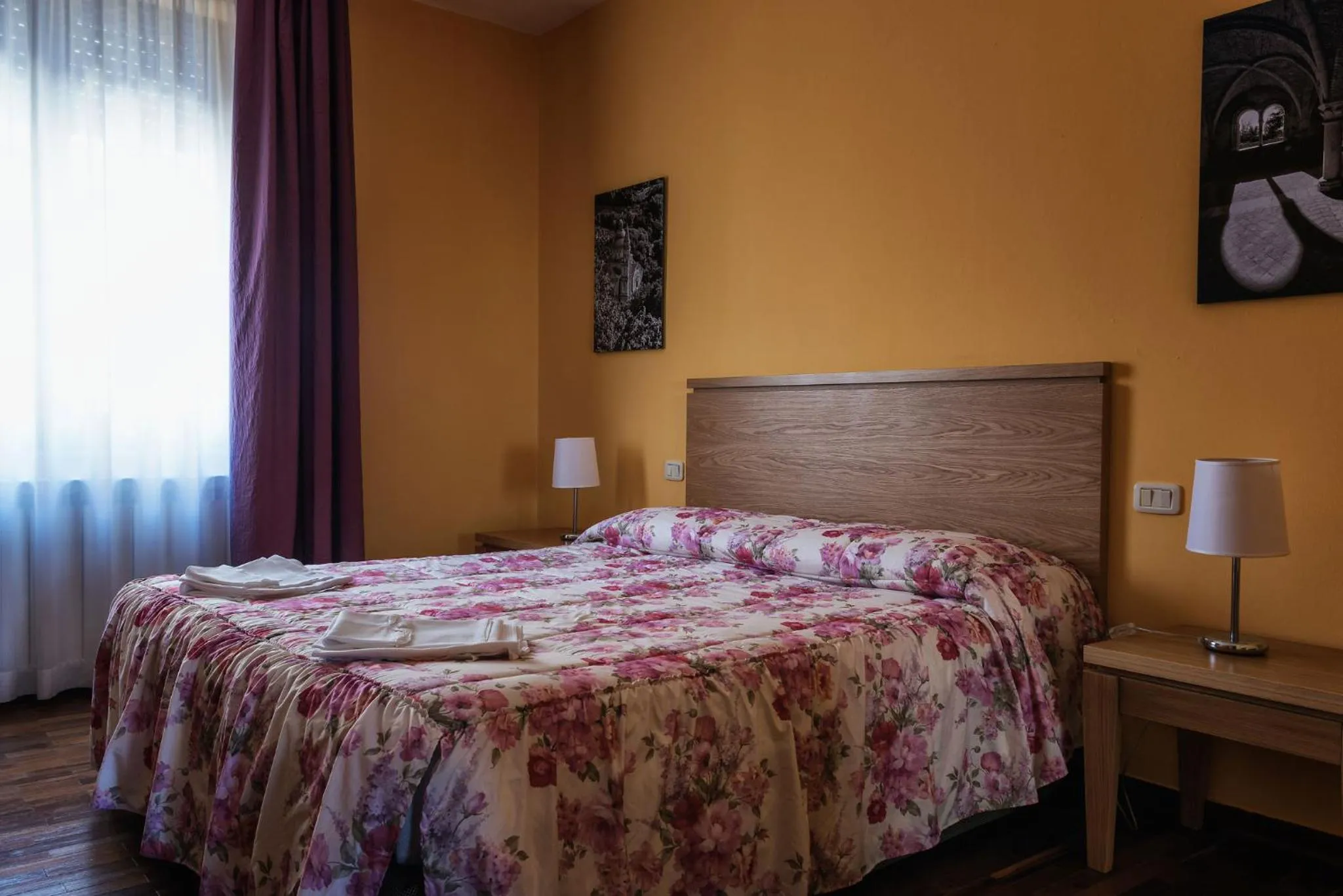 Bedroom, Bed in Bellarmino Boutique Apartments, Montepulciano