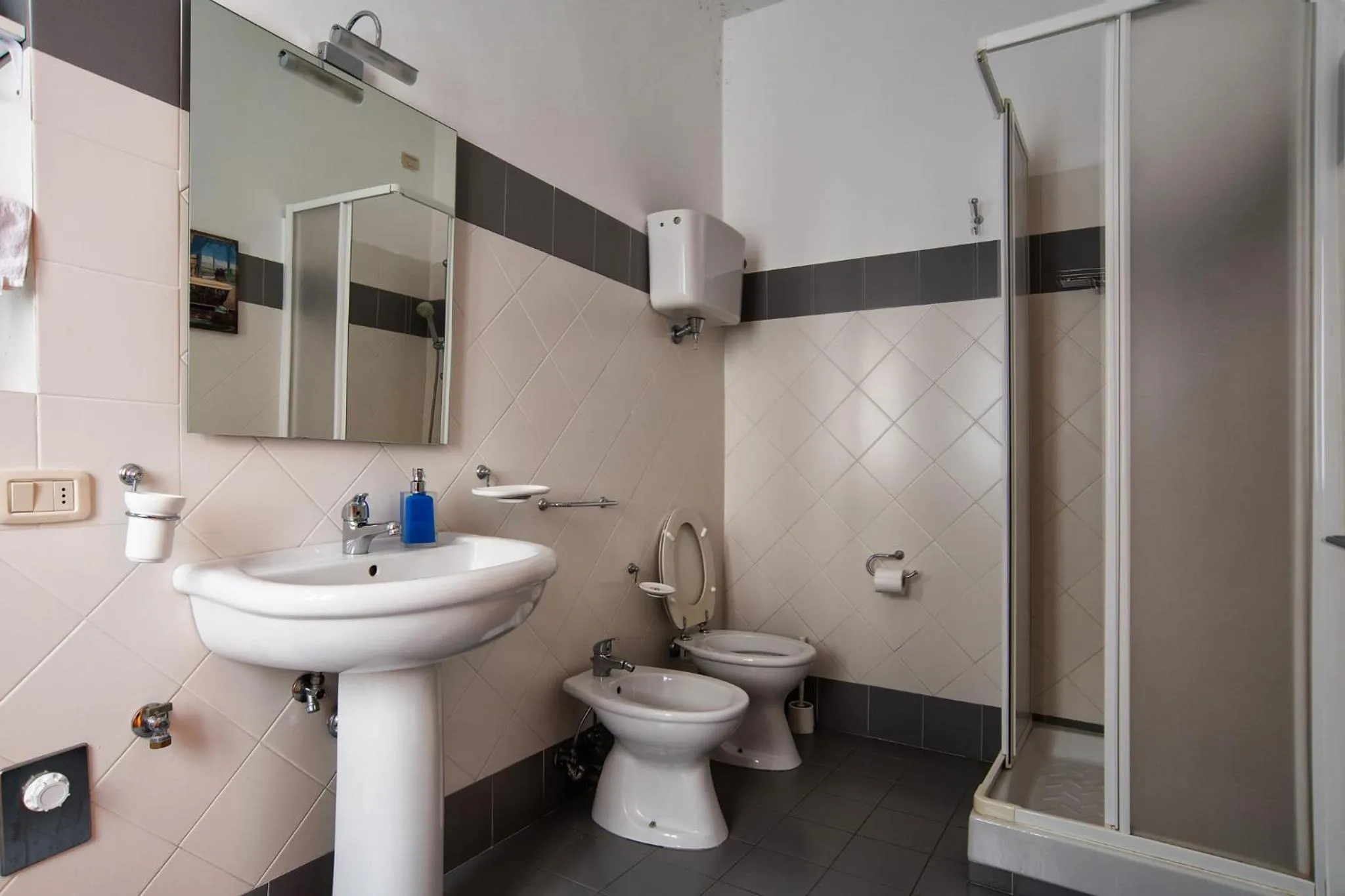 Bathroom in Bellarmino Boutique Apartments, Montepulciano