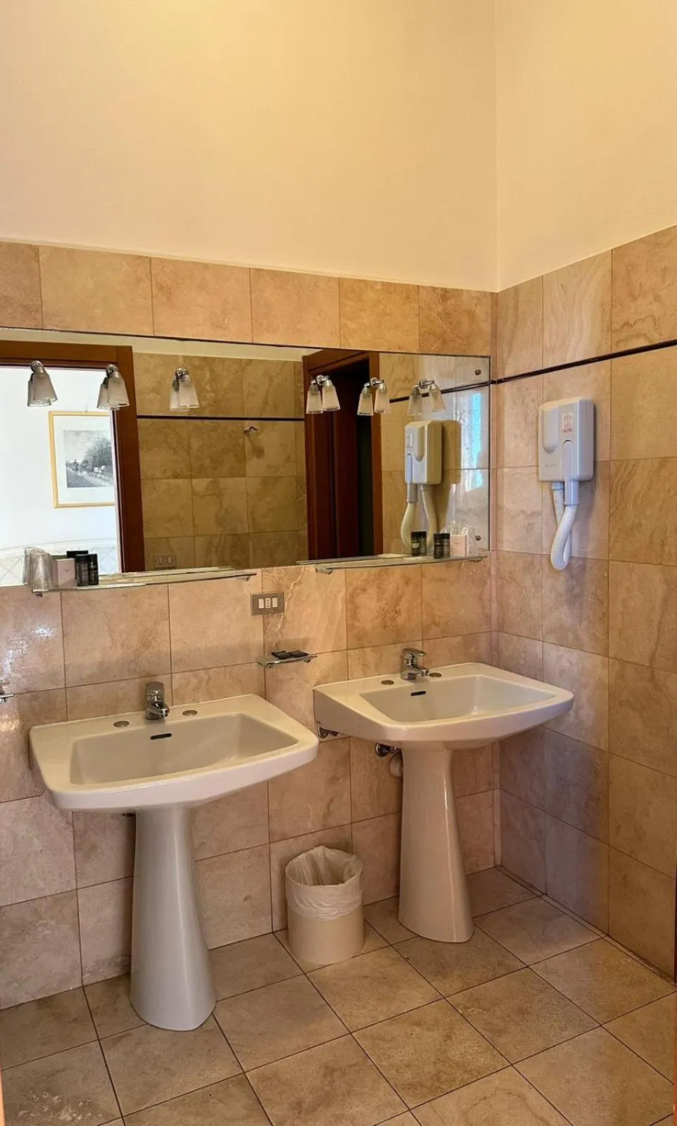 Toilet in Grand Hotel De Londres