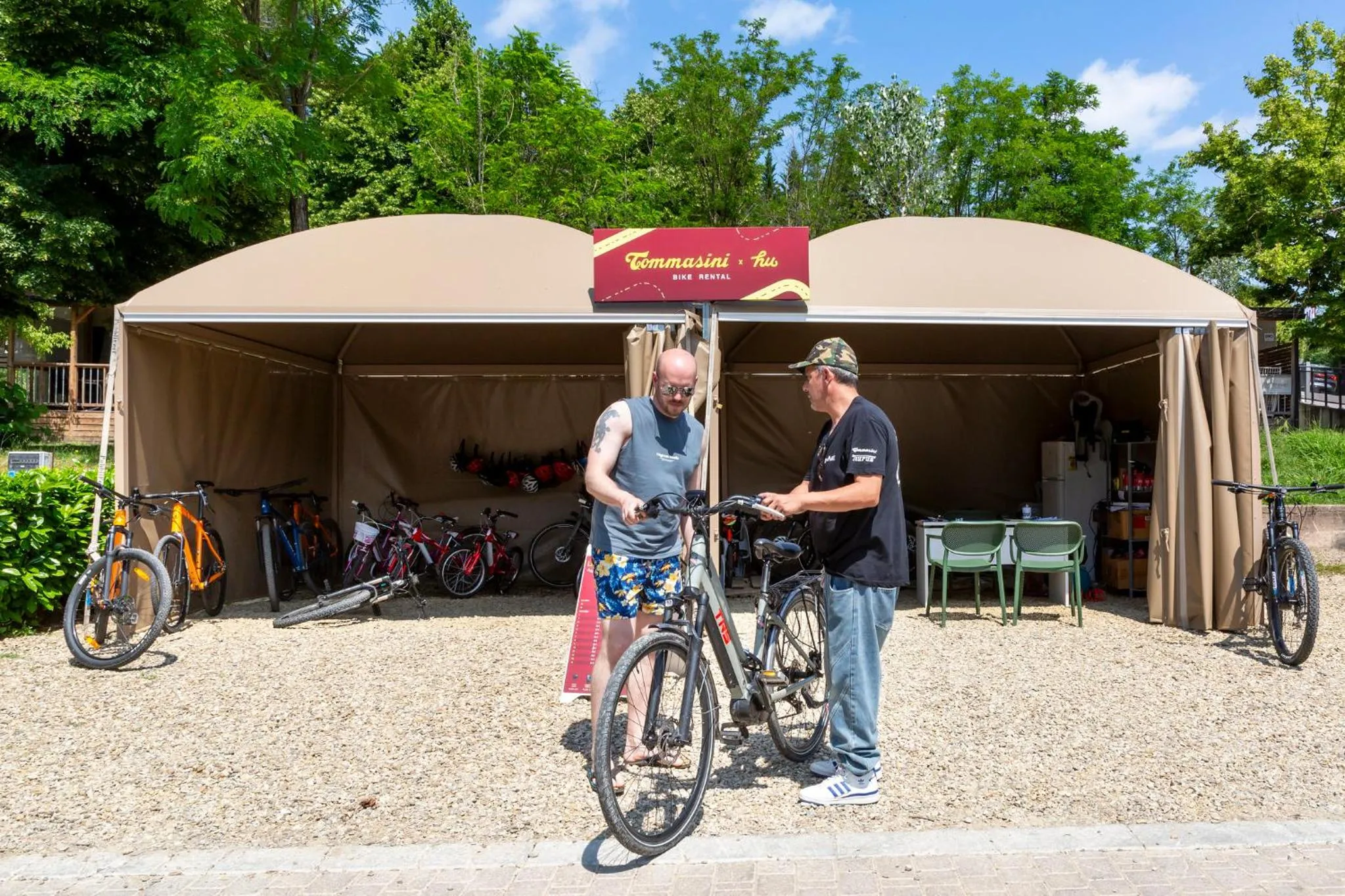 hu Norcenni Girasole village