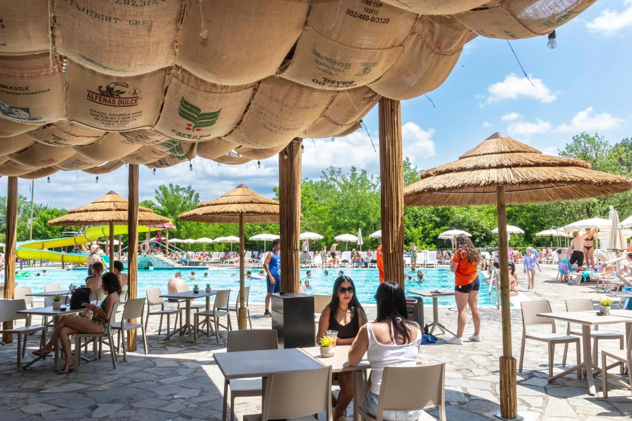 hu Norcenni Girasole village