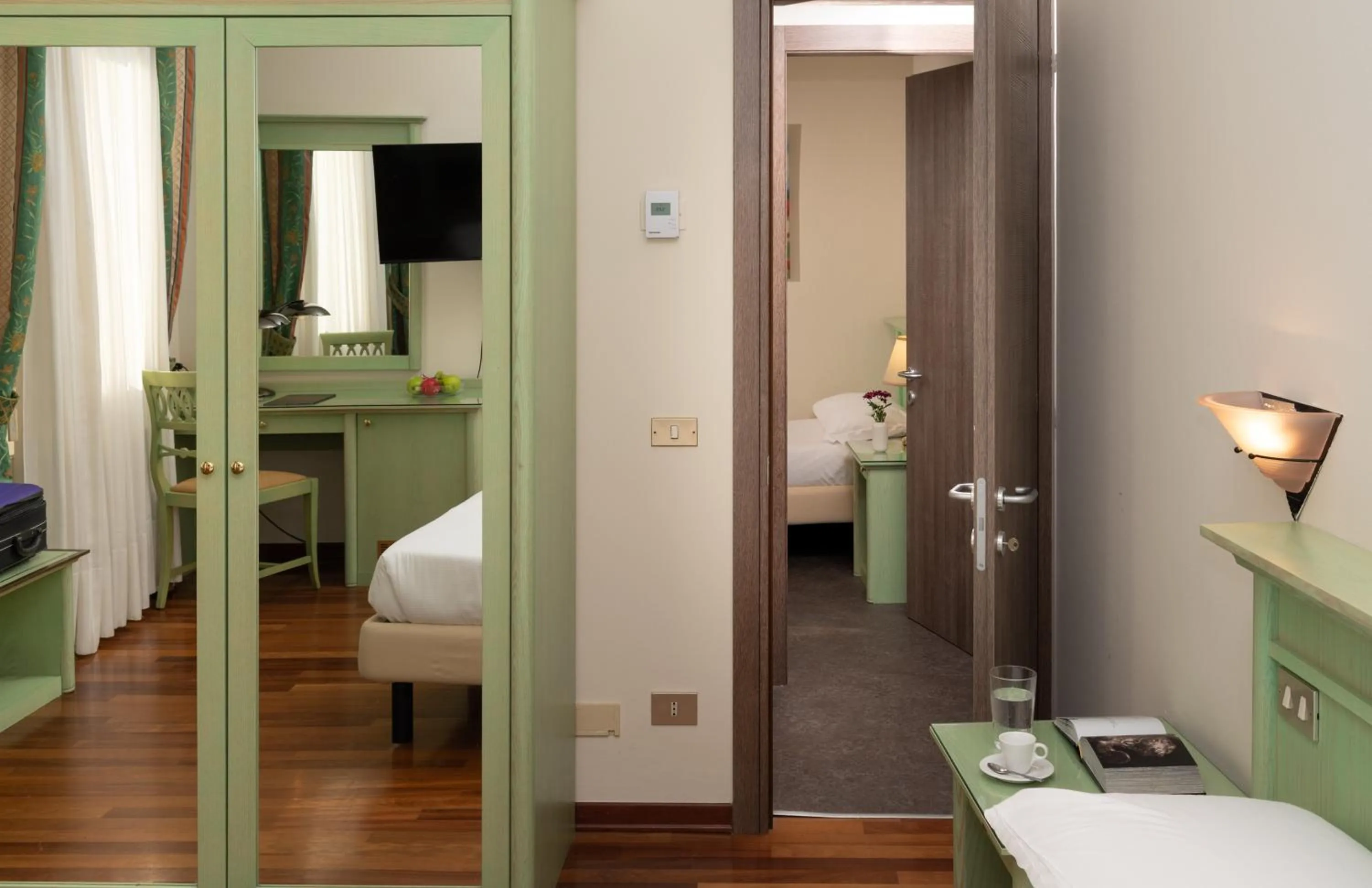 Bed in Hotel Donatello