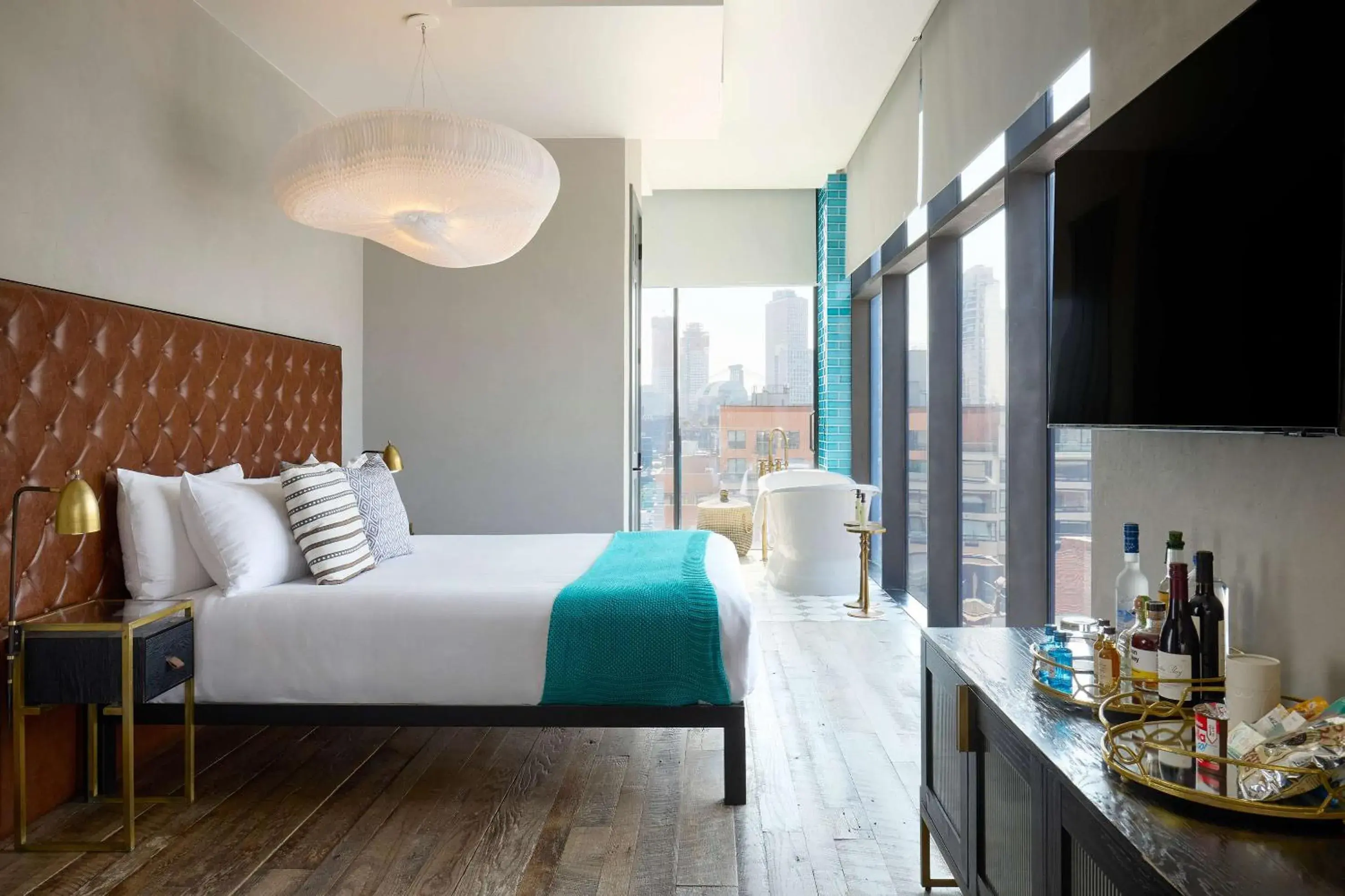 City View Studio Suite in Arlo Williamsburg City View Studio Suite in Arlo Williamsburg