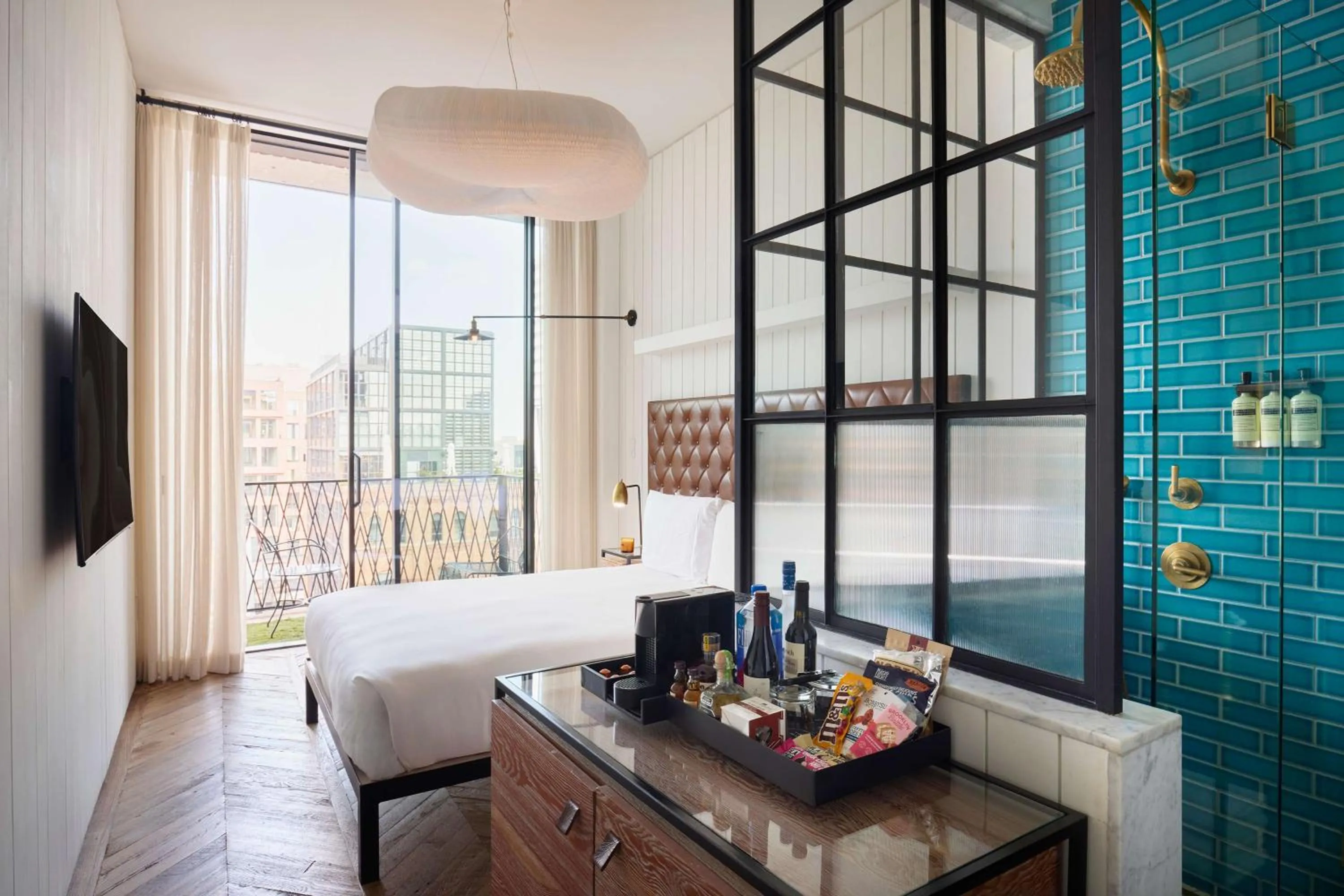 Bedroom, Bed in Arlo Williamsburg