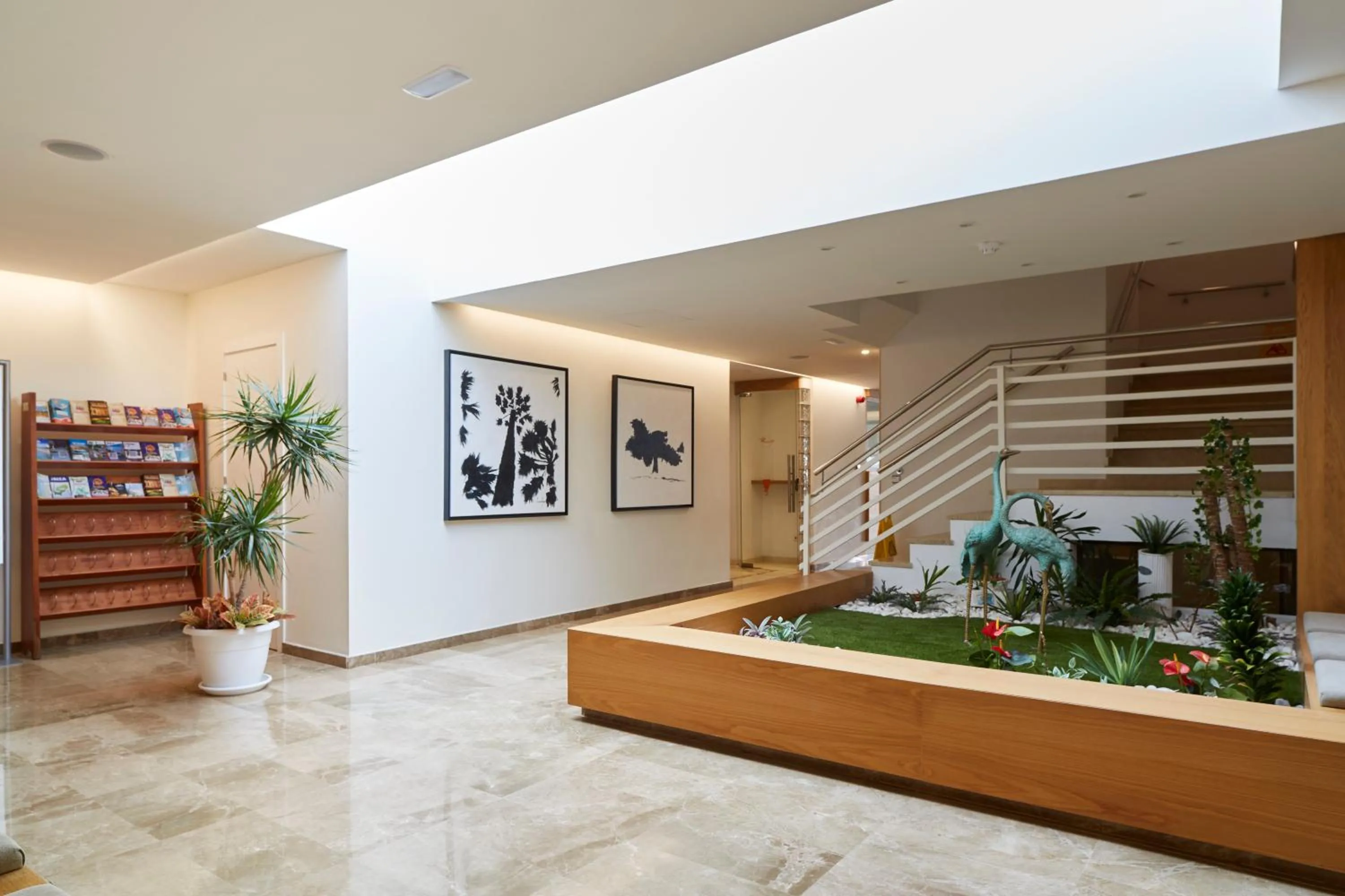 Lobby or reception in Invisa Hotel Casa Luis