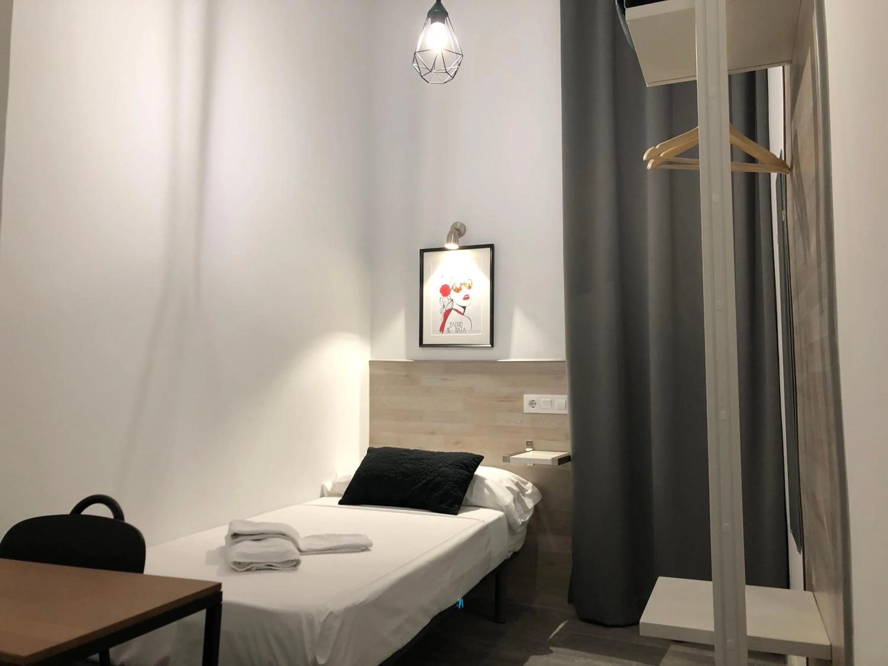 Bed in Hostal Rías Bajas