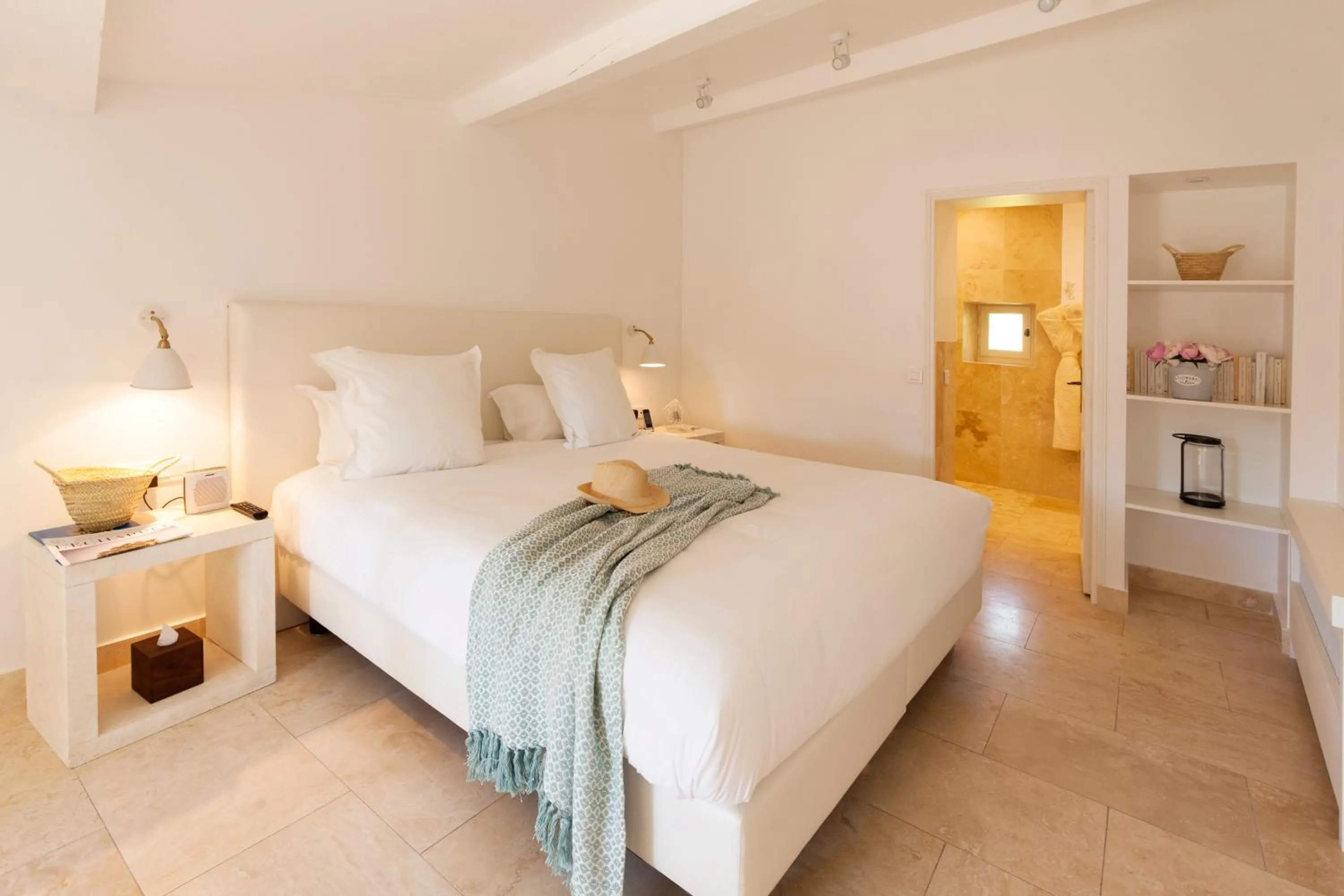 Property building, Bed in Le Vieux Castillon