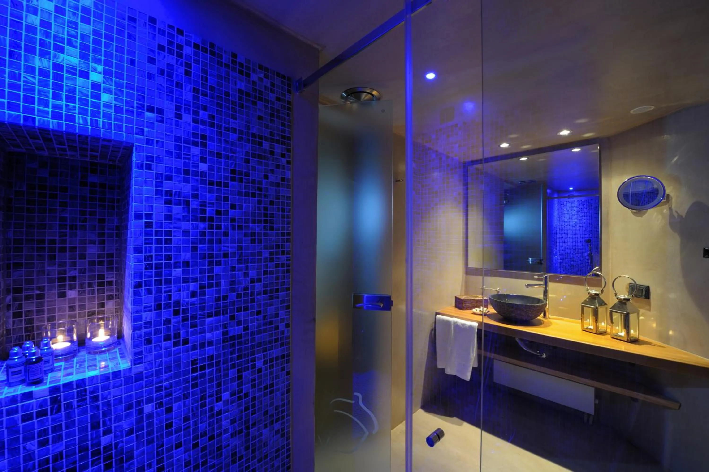 Bathroom in Valeni Boutique Hotel & Spa