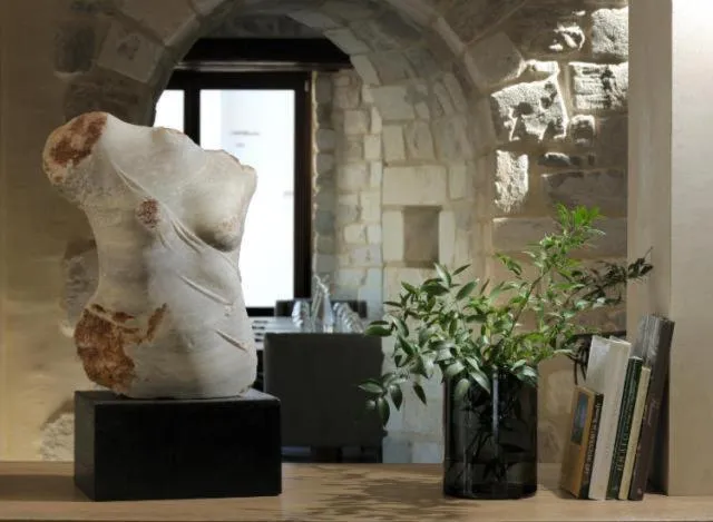 Decorative detail in Valeni Boutique Hotel & Spa