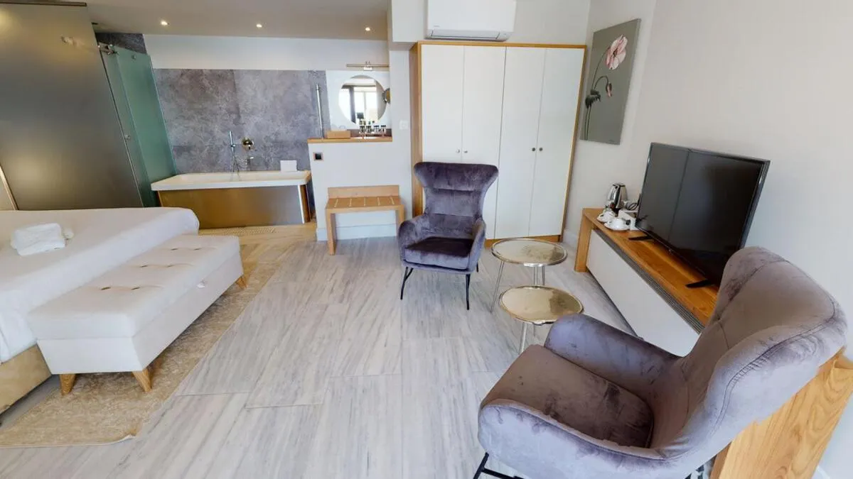 Bed in Valeni Boutique Hotel & Spa