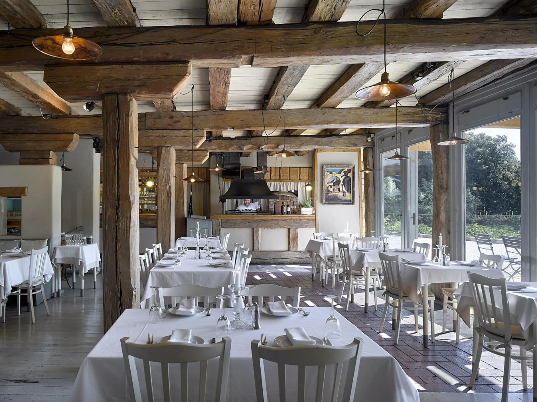 Restaurant/places to eat in Hotel La Romantica