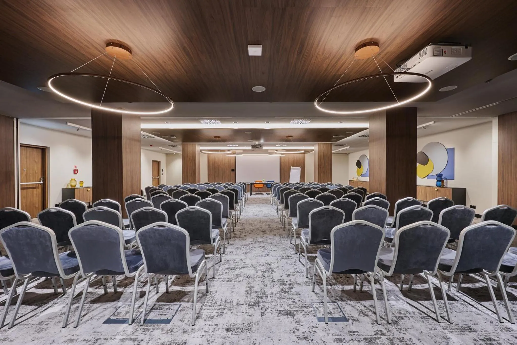 Meeting/conference room in voco Katowice by IHG