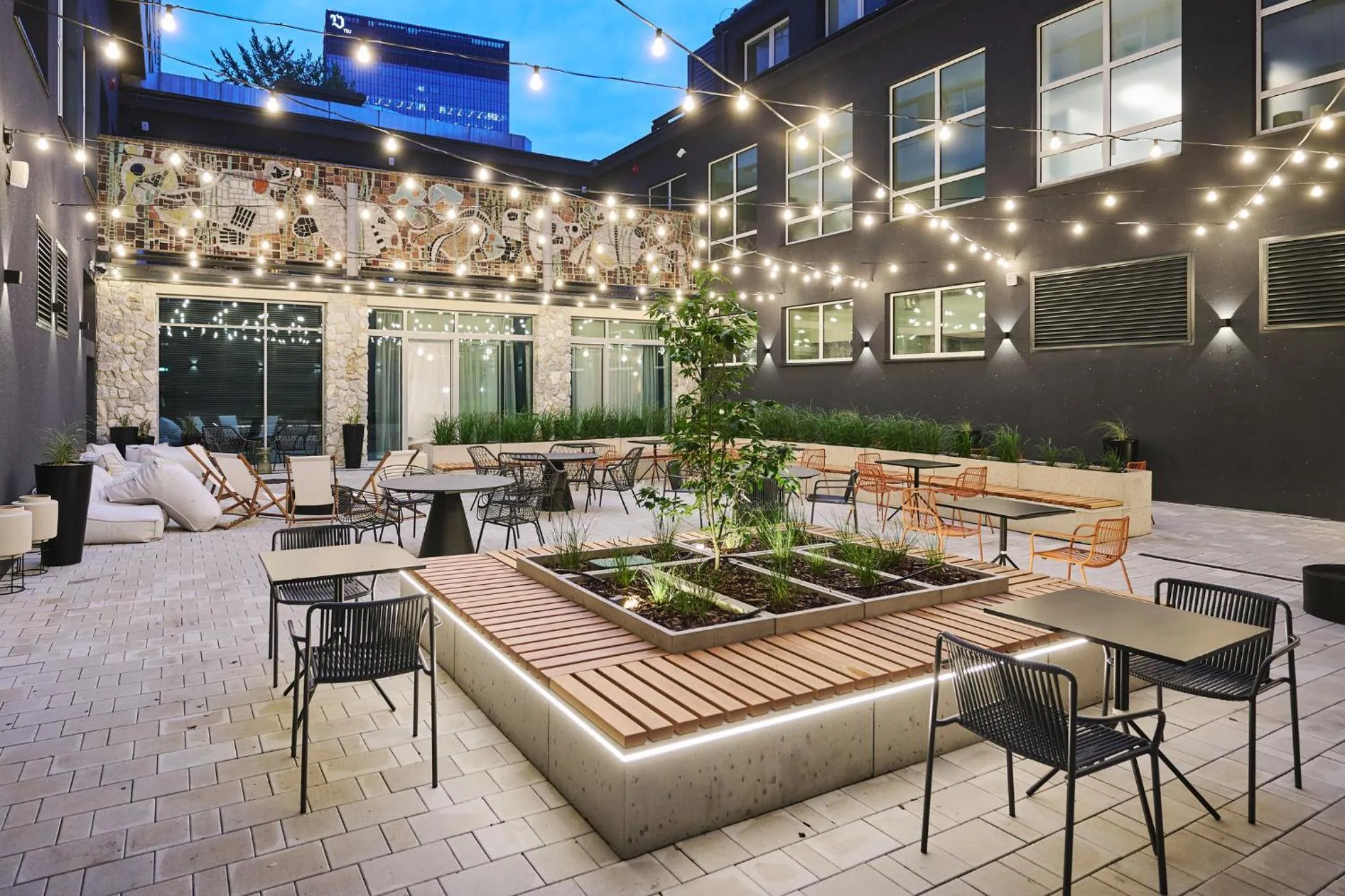 Restaurant/places to eat in voco Katowice by IHG