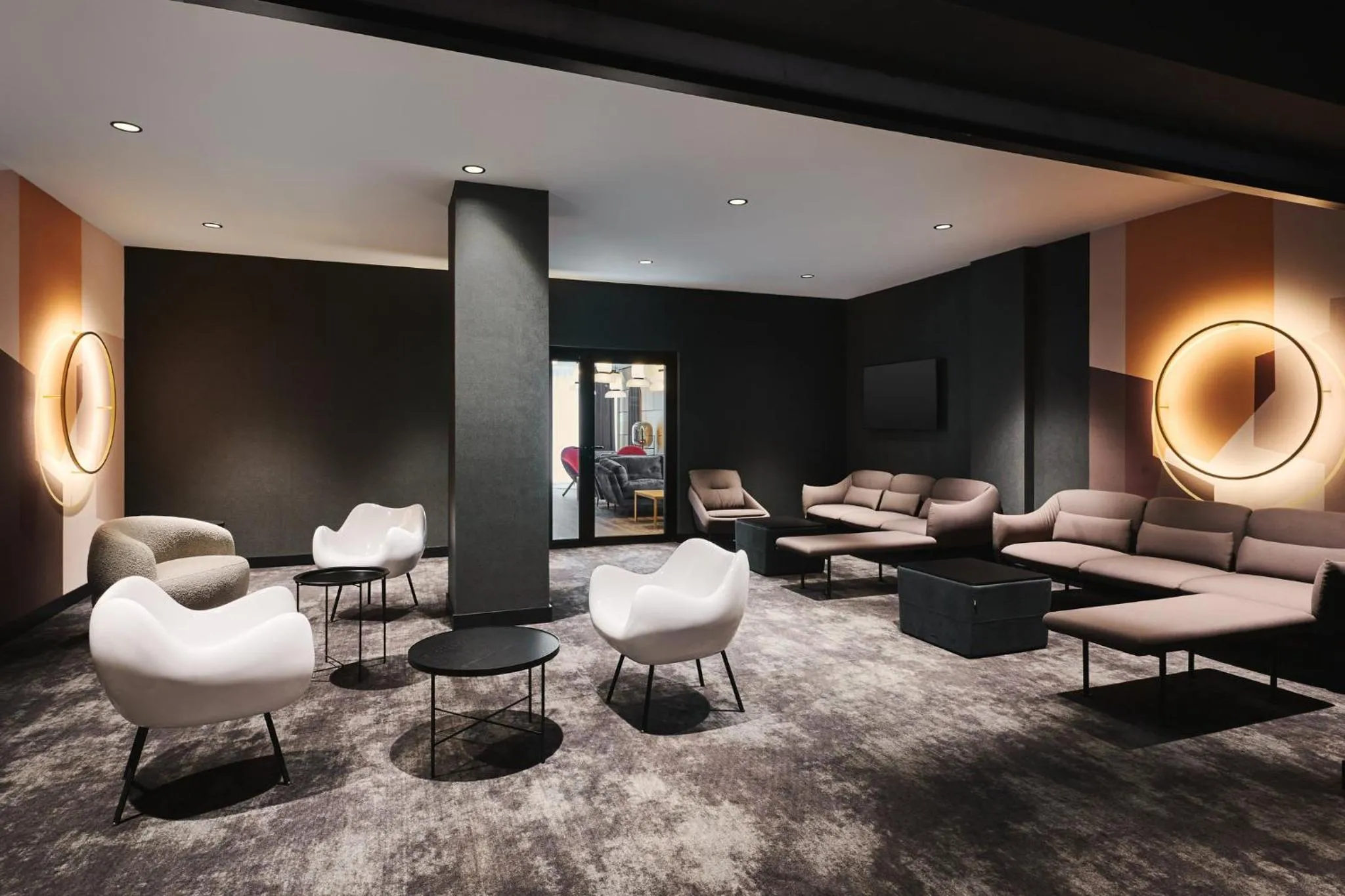 Meeting/conference room in voco Katowice by IHG