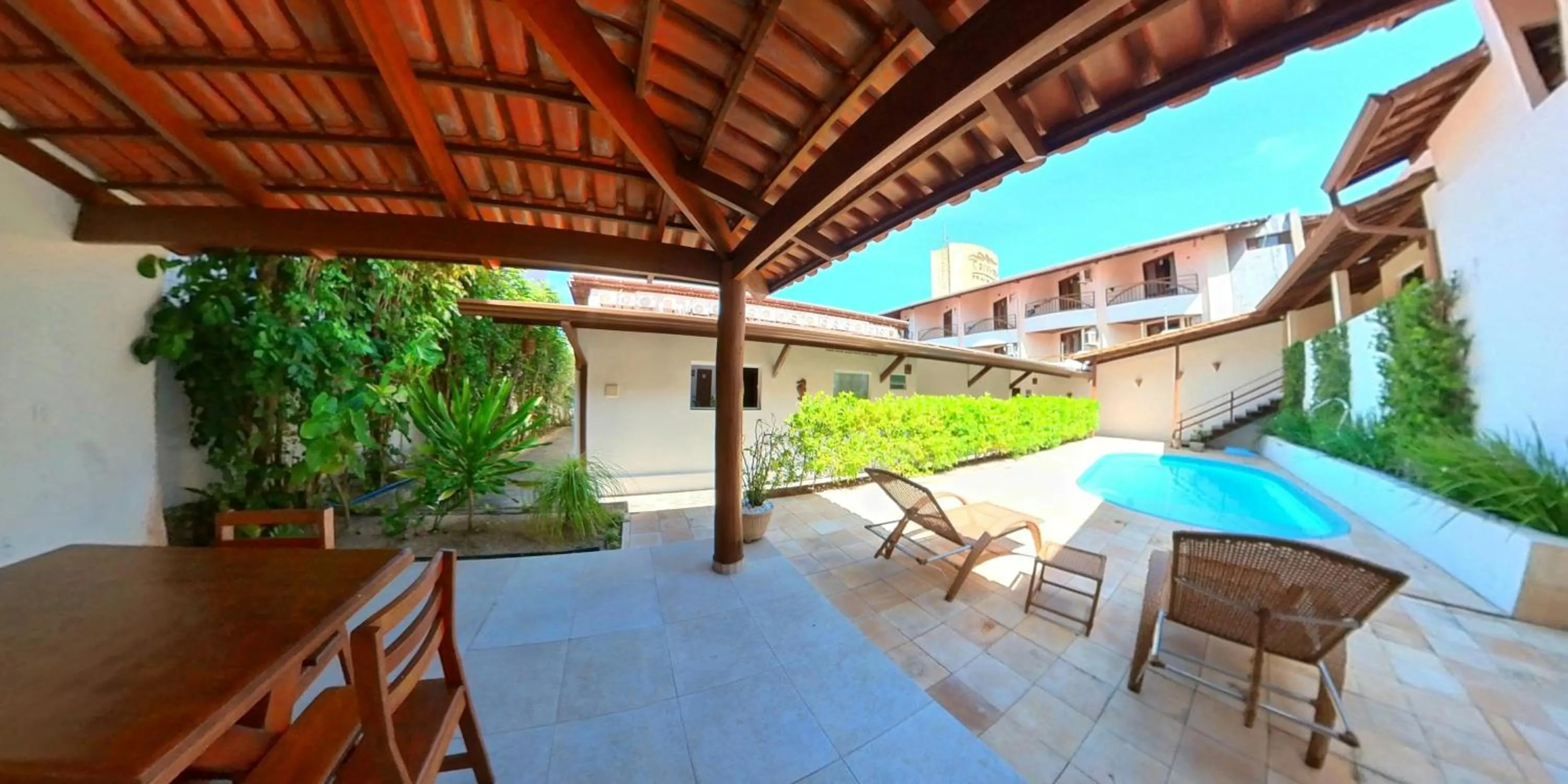 Swimming pool in Pousada Mar e Brisa