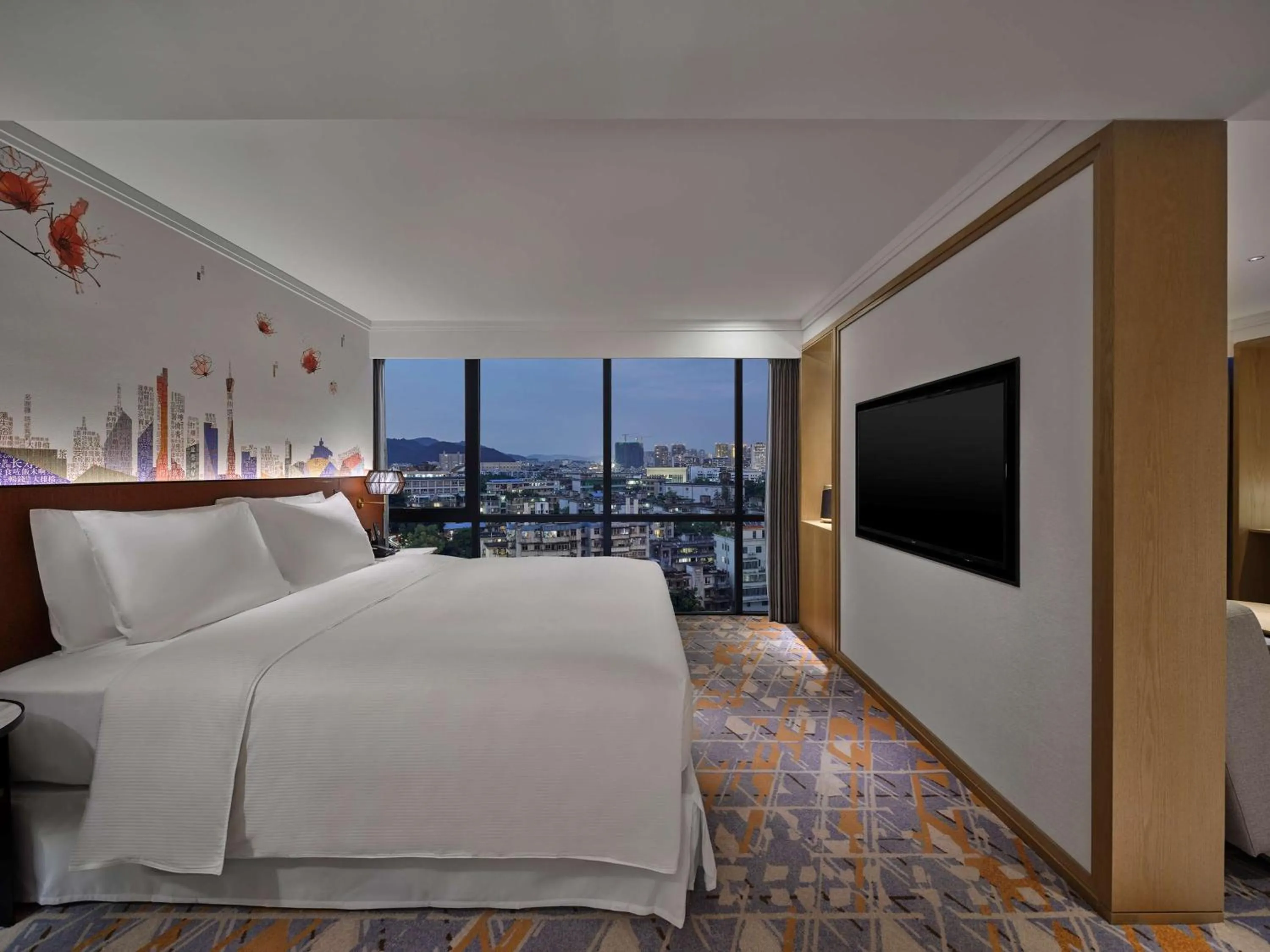 Living room, Bed in Hilton Garden Inn Guangzhou Tianhe