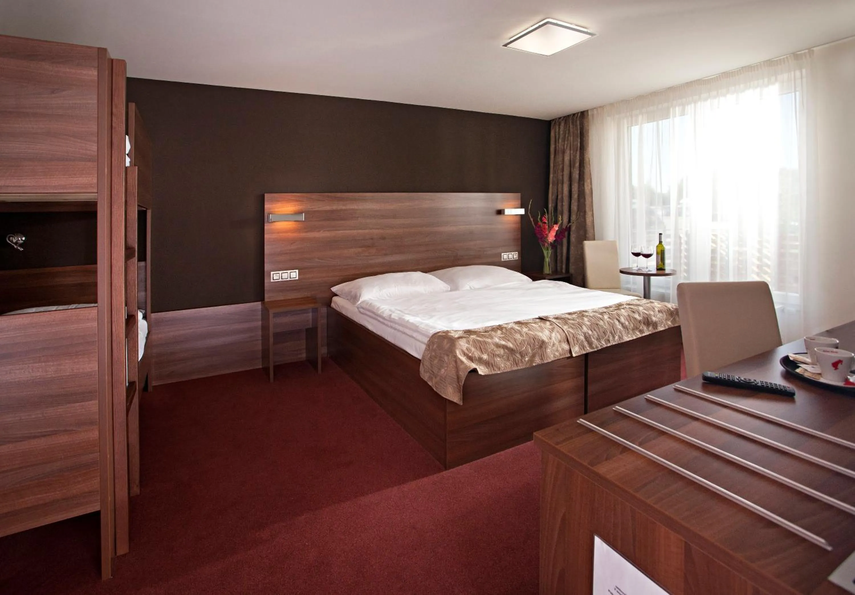 Bedroom, Bed in Hotel Termal Mušov