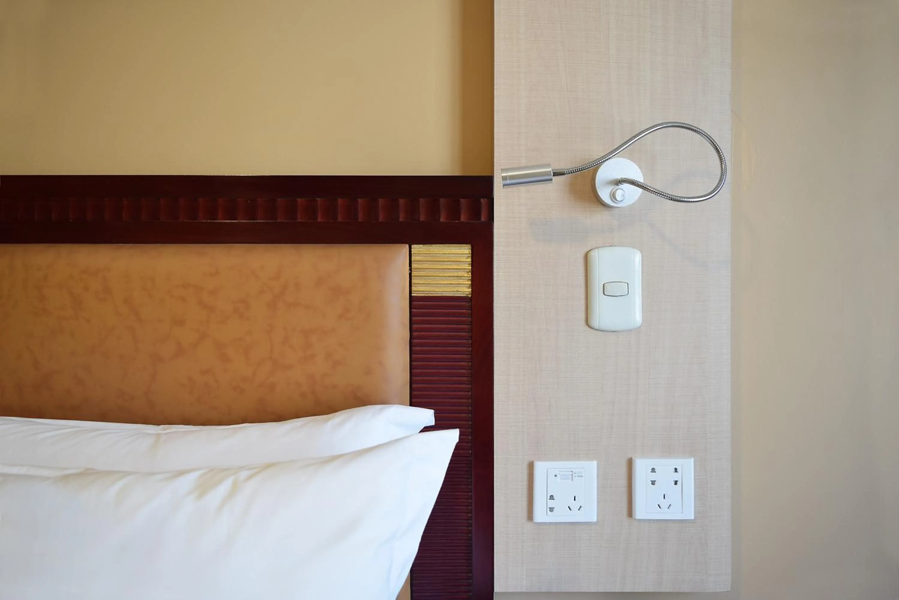 Decorative detail, Bed in Gran Mundo Hotel & Suites