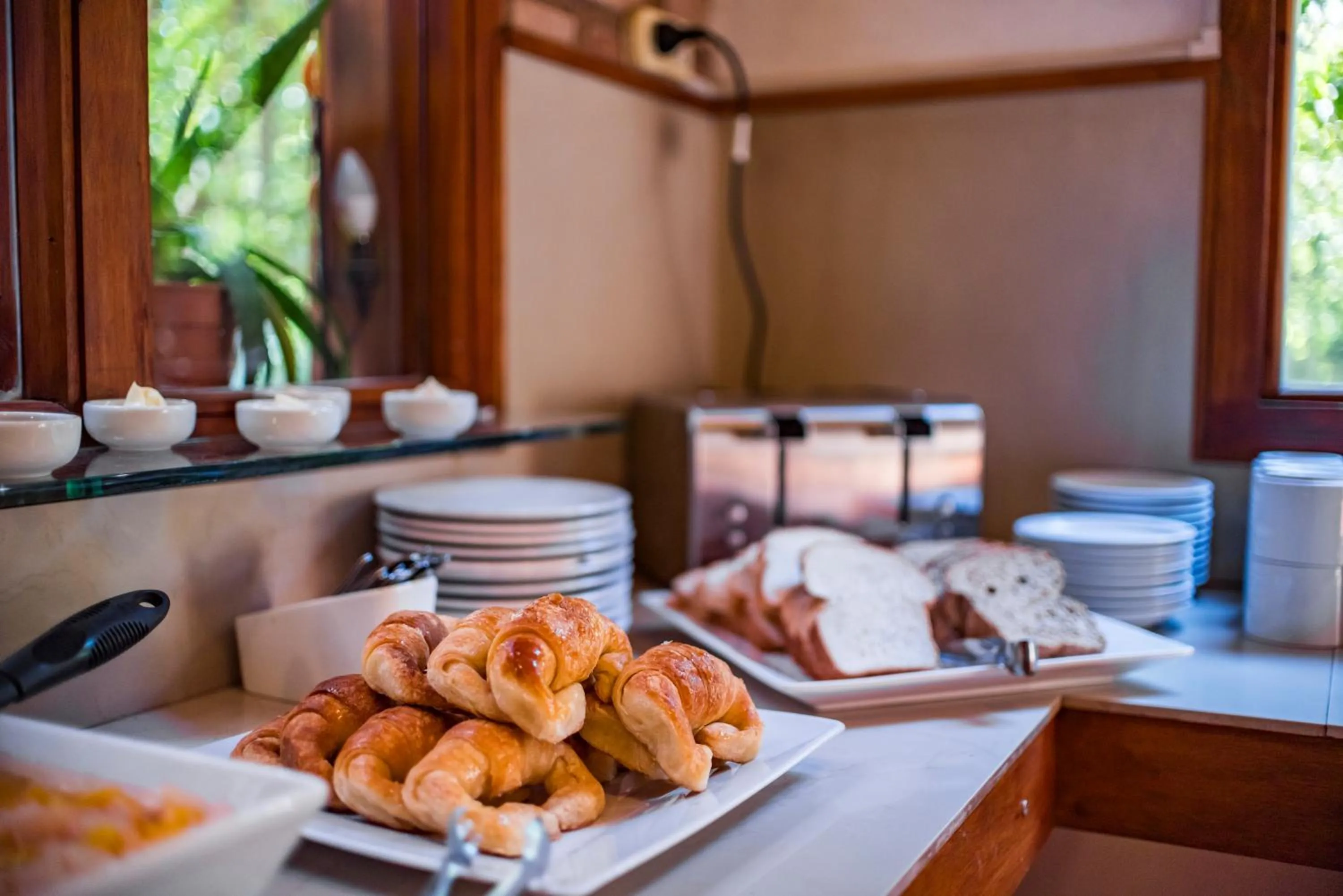 Buffet breakfast in Mirando al Sur