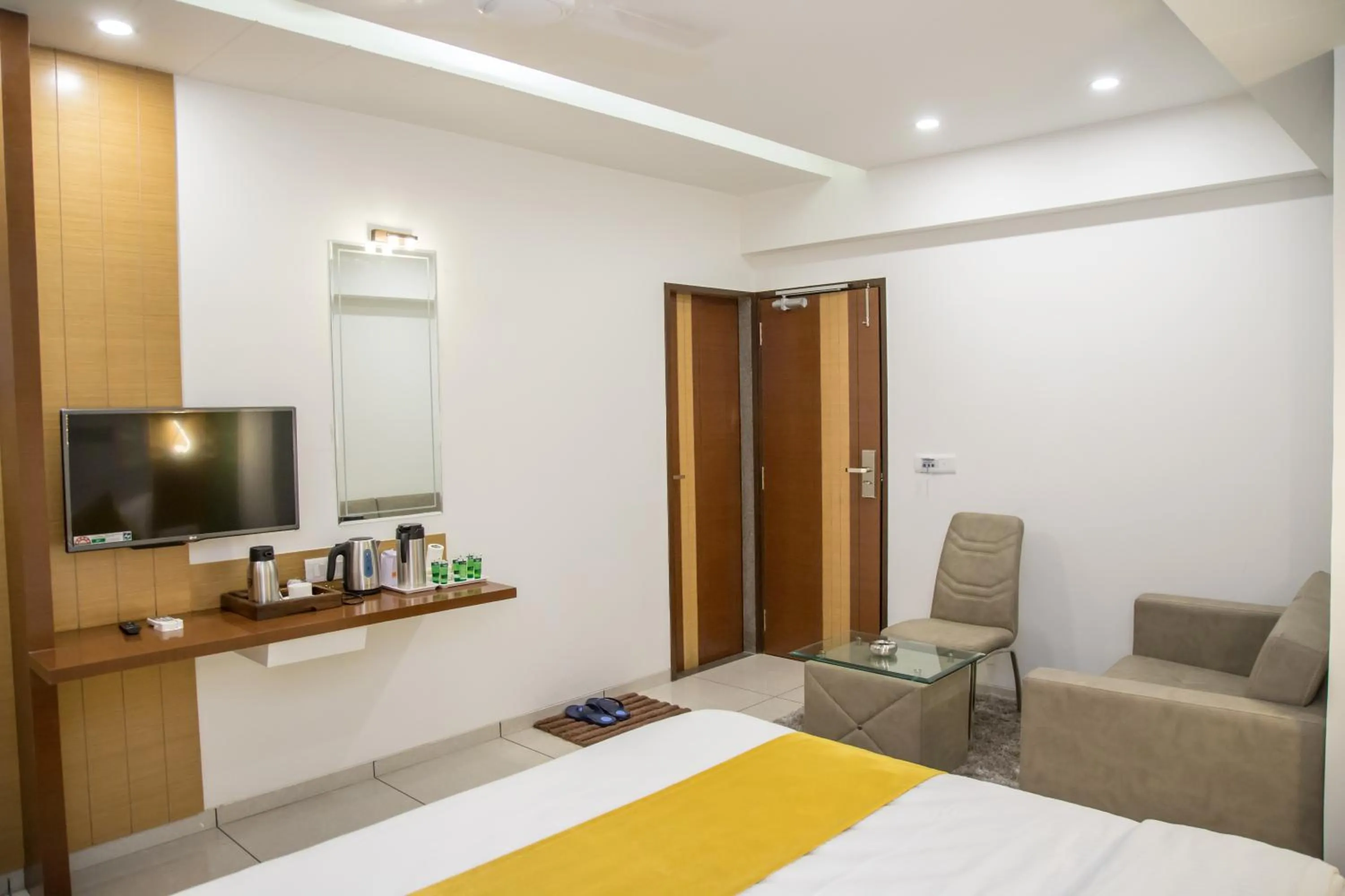 Photo of the whole room, Bed in Hotel Orange International