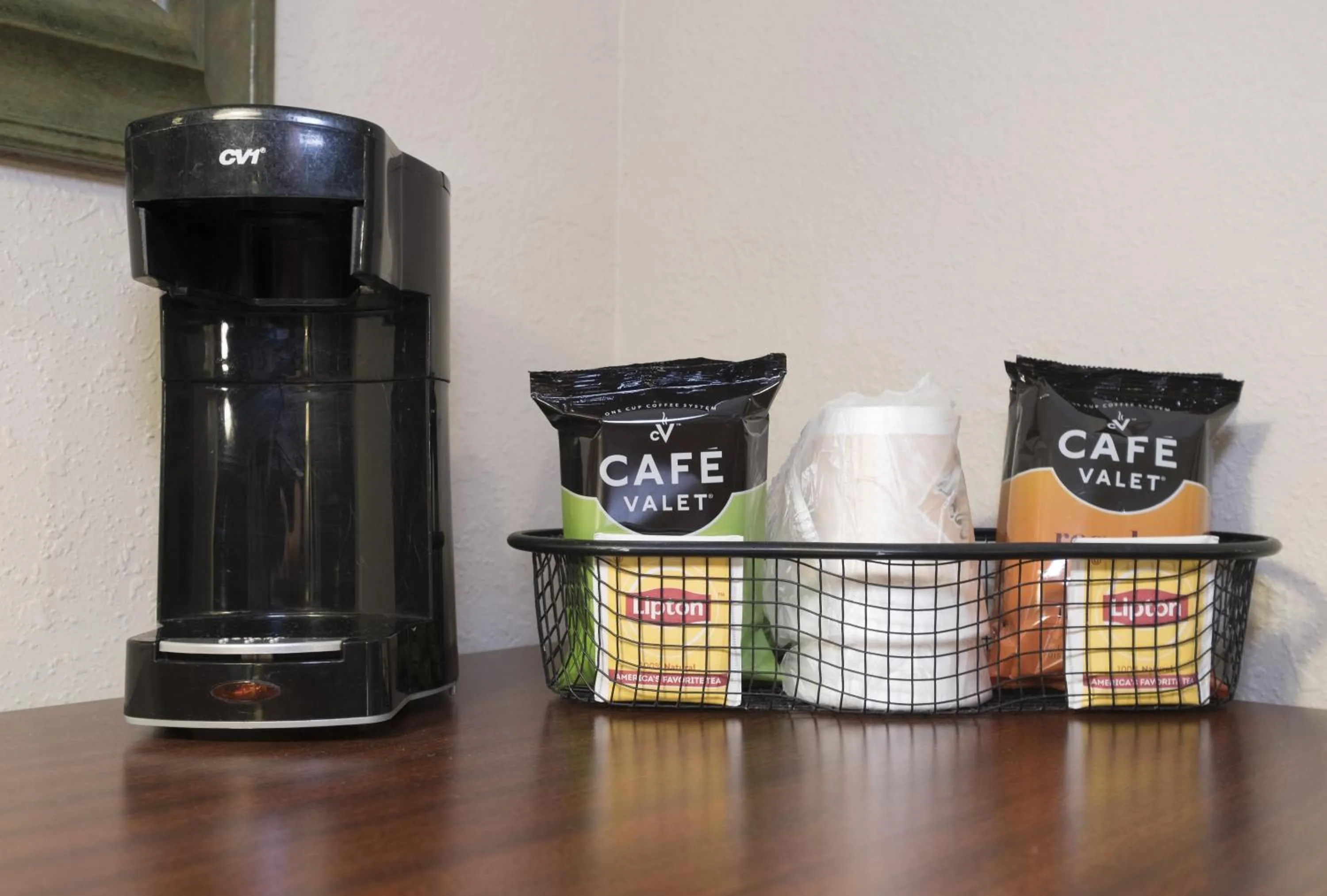 Photo of the whole room in Red Roof Inn Tupelo