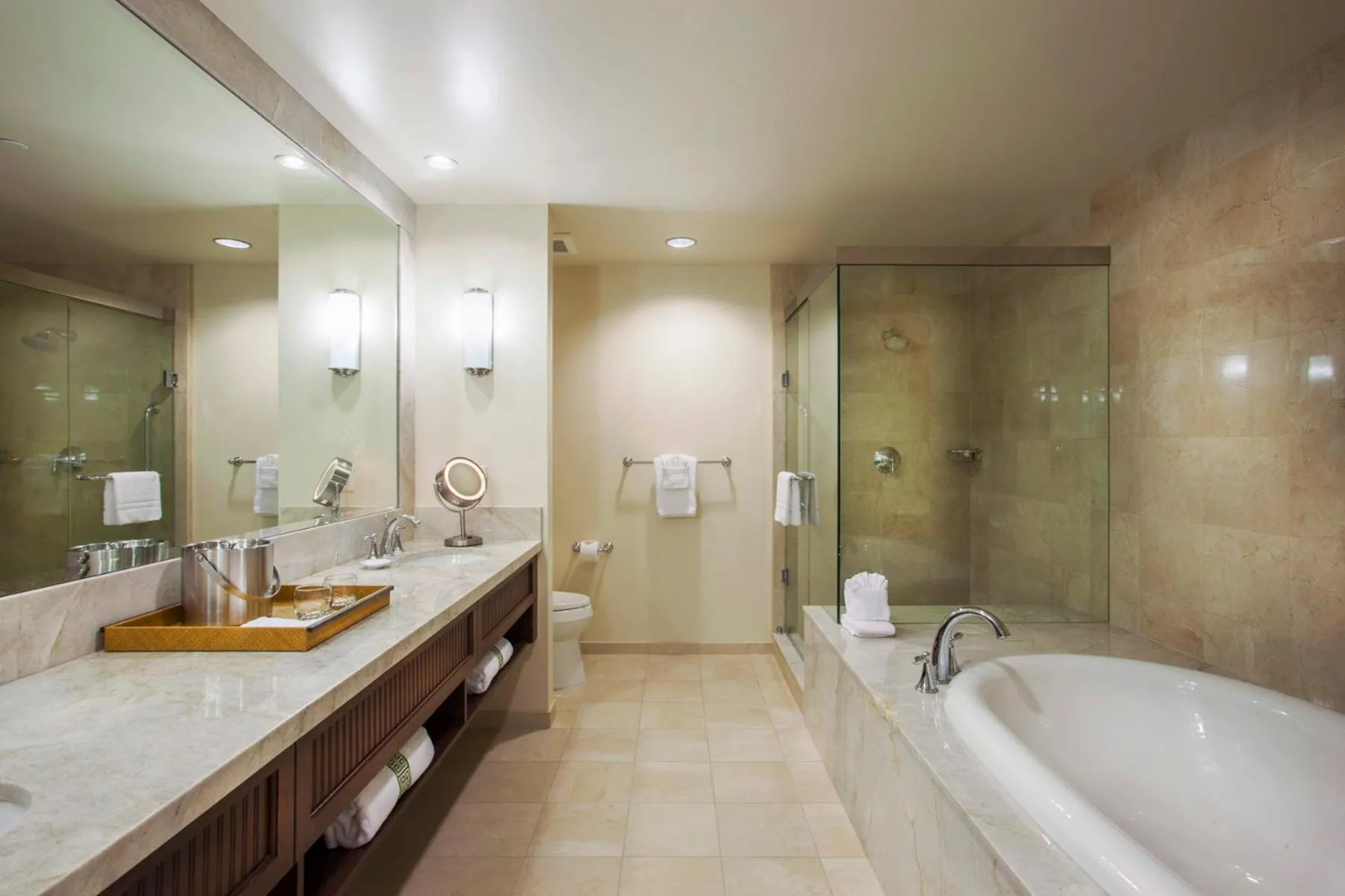 Shower in Santa Barbara Inn