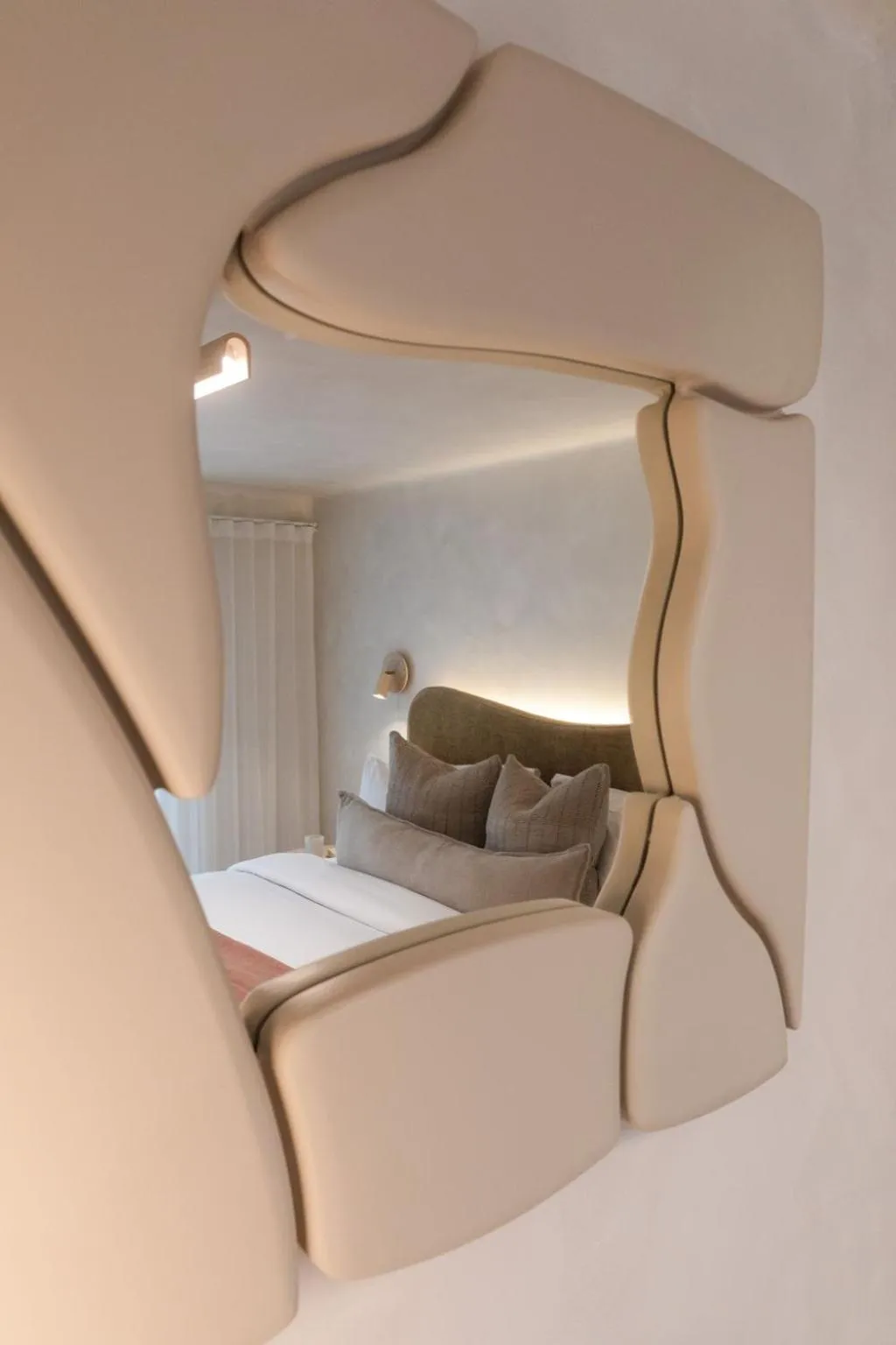 Bed in Medusa Hotel Sydney