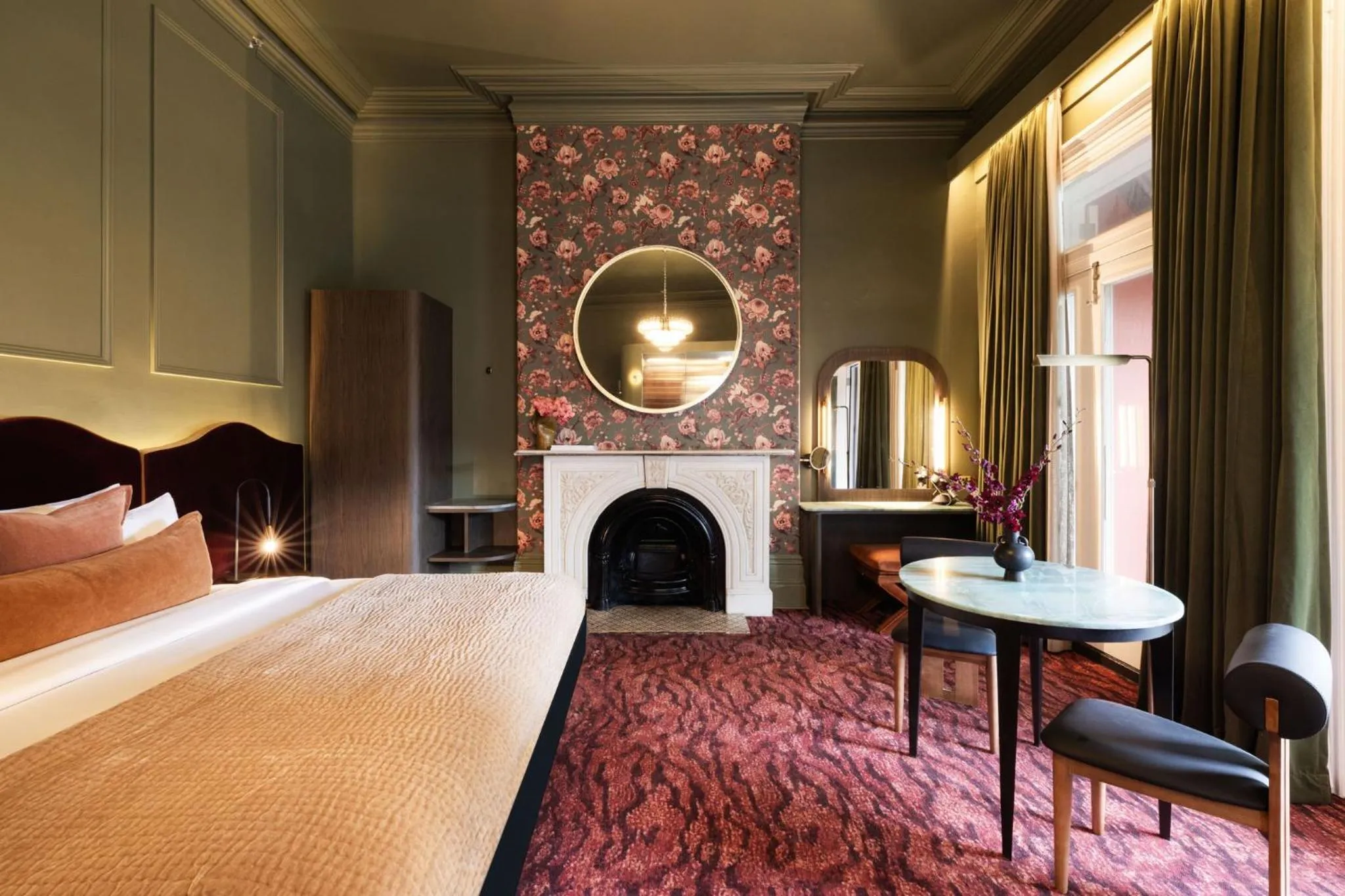 Bed in Medusa Hotel Sydney