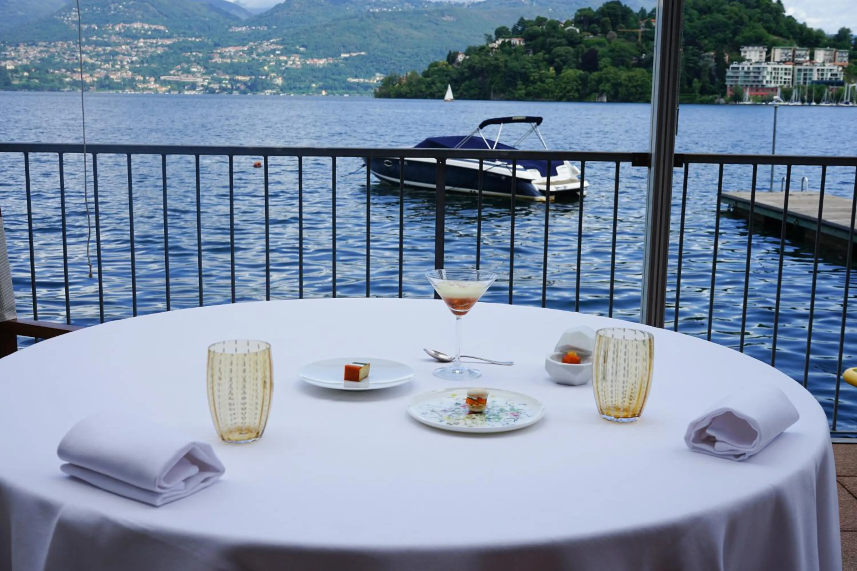 Restaurant/places to eat in Il Porticciolo