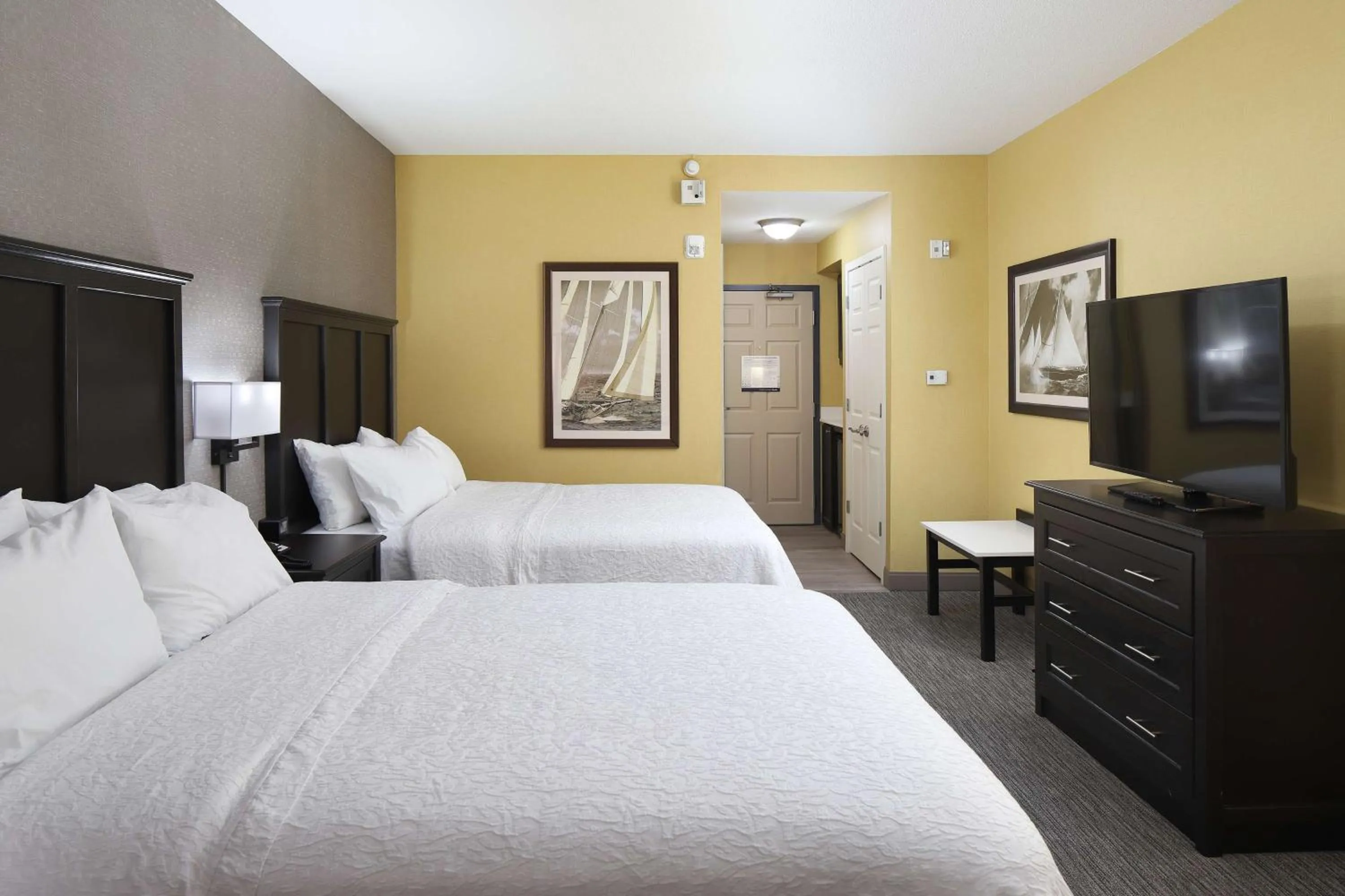 Bed in Hampton Inn Holland