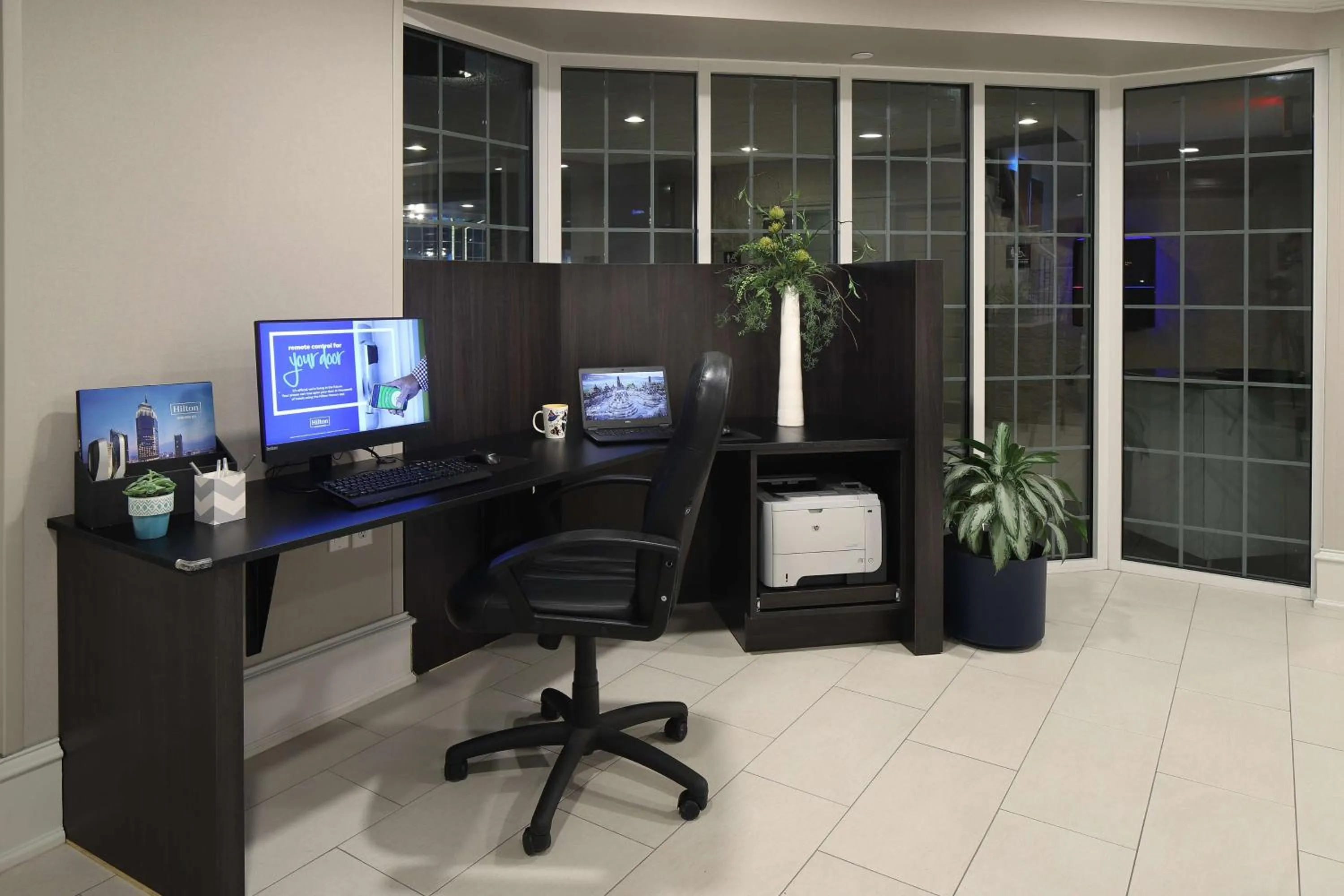 Business facilities in Hampton Inn Holland