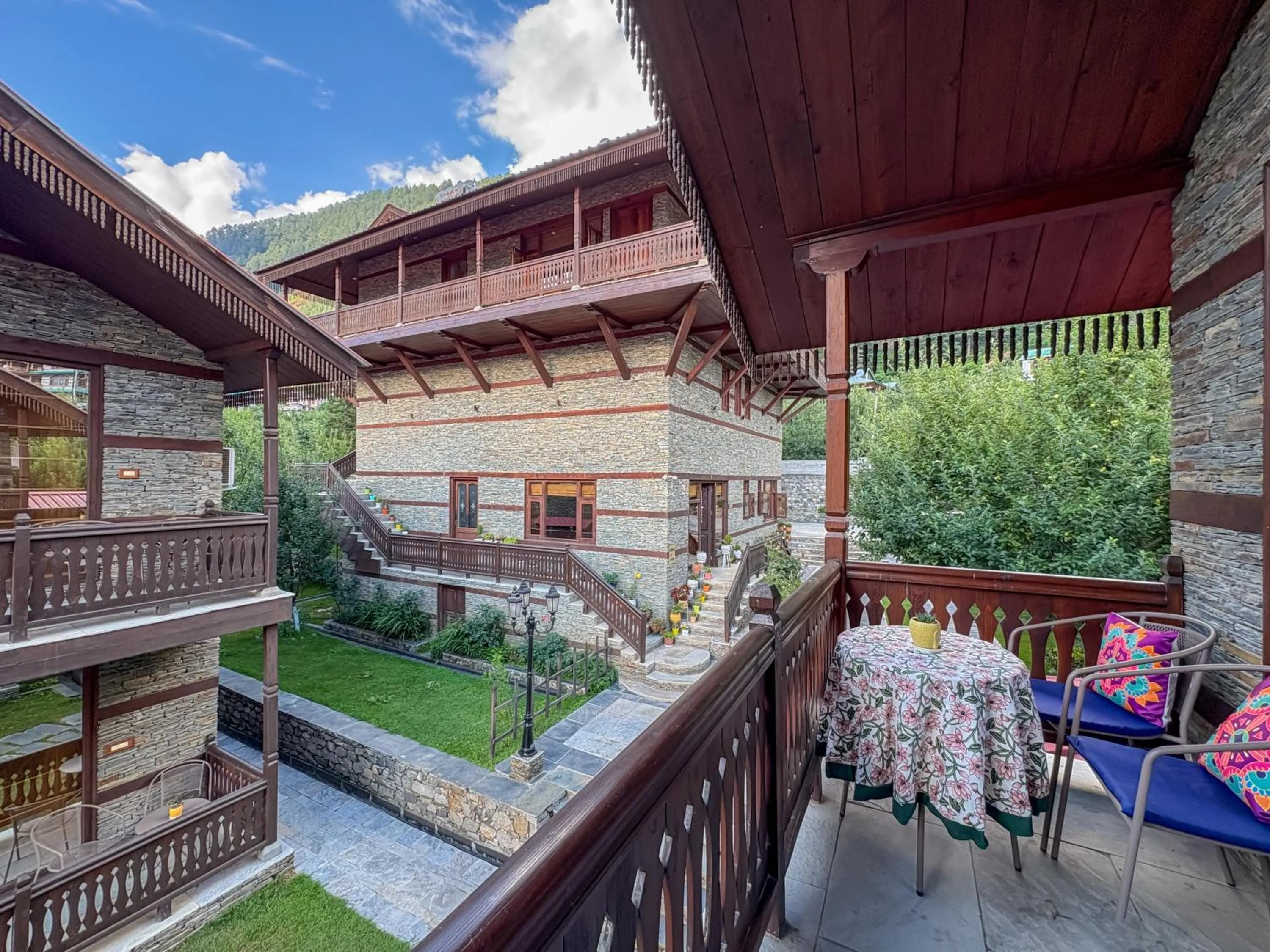 Shivadya - A Luxury Boutique Experience