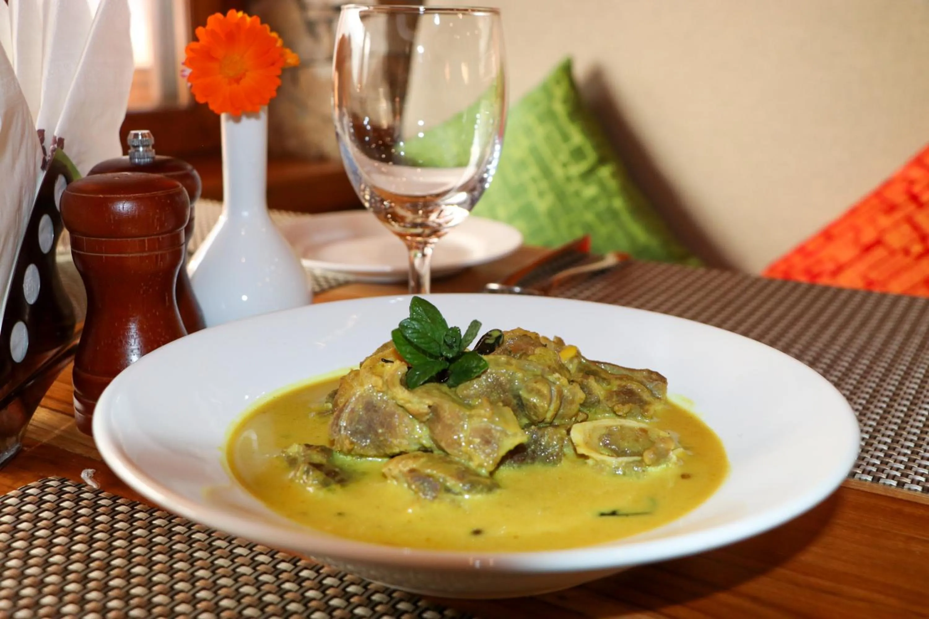 Food and drinks in Shivadya - A Luxury Boutique Experience