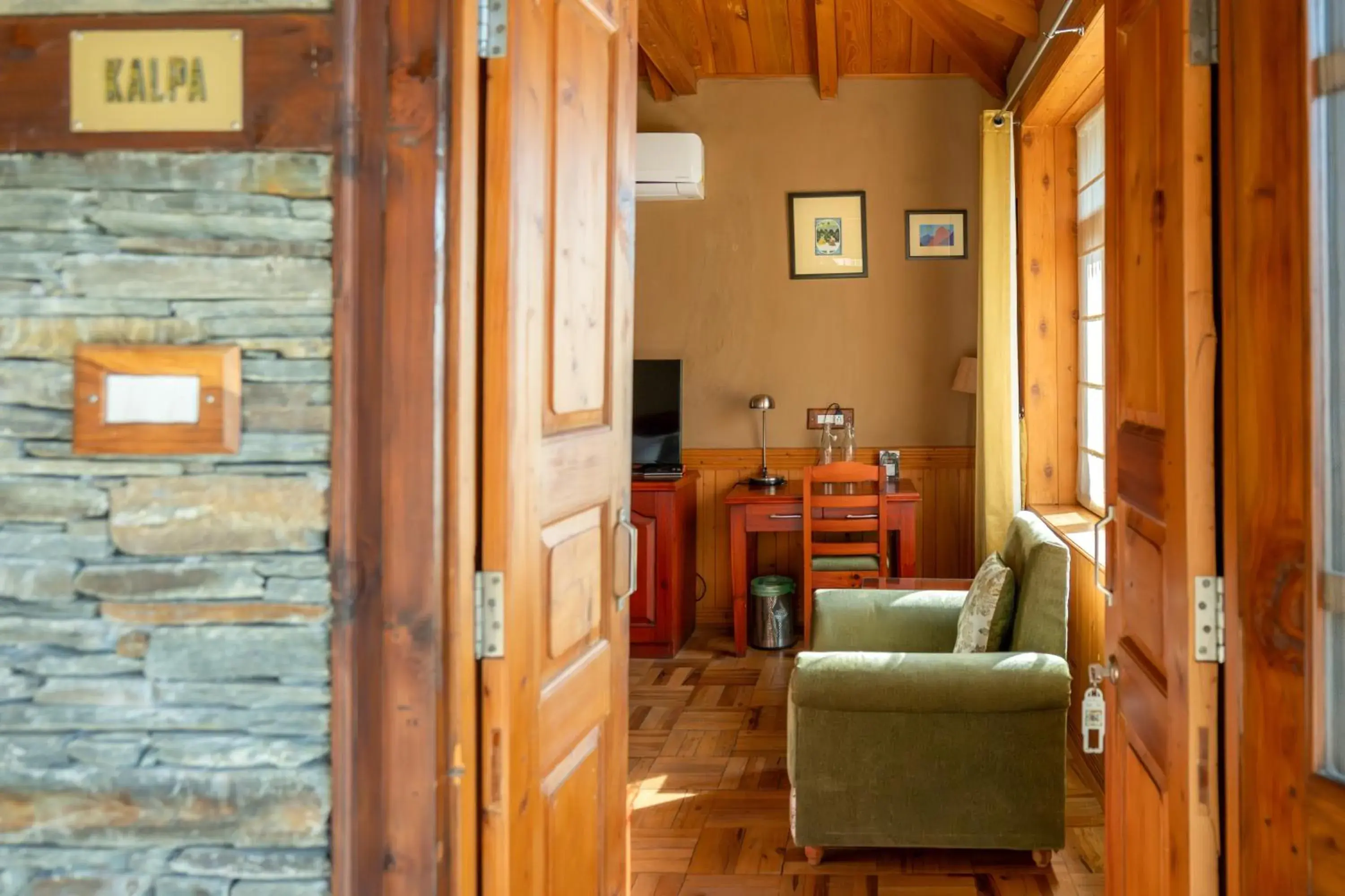 Luxury Double Room in Shivadya - A Luxury Boutique Experience Luxury Double Room in Shivadya - A Luxury Boutique Experience